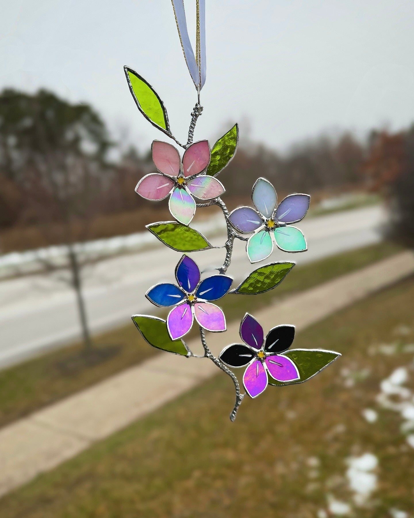 " . Forget me not flower Gradient Wall Pendant, Stained glass Decorative ORNAMENT, Walldecoration, Suncatcher