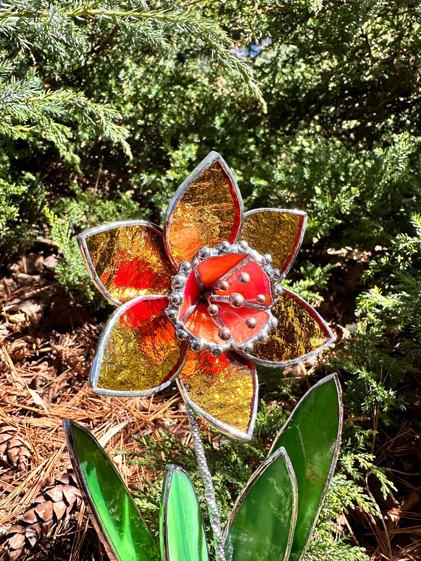 " . Golden Daffodil Flower with pot" Stained glass tropical flower 3D, Sun catcher, Table plant decor, Garden stick, wedding decor, Christmas gift, available