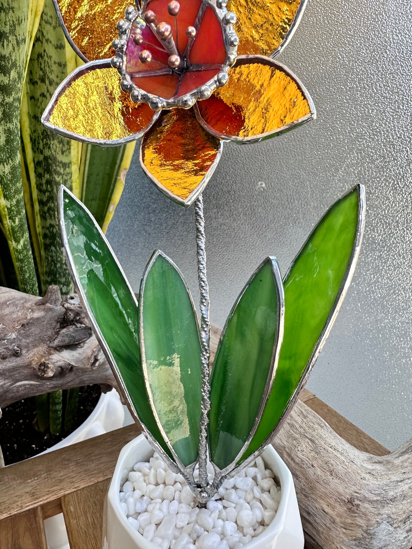 " . Golden Daffodil Flower with pot" Stained glass tropical flower 3D, Sun catcher, Table plant decor, Garden stick, wedding decor, Christmas gift, available