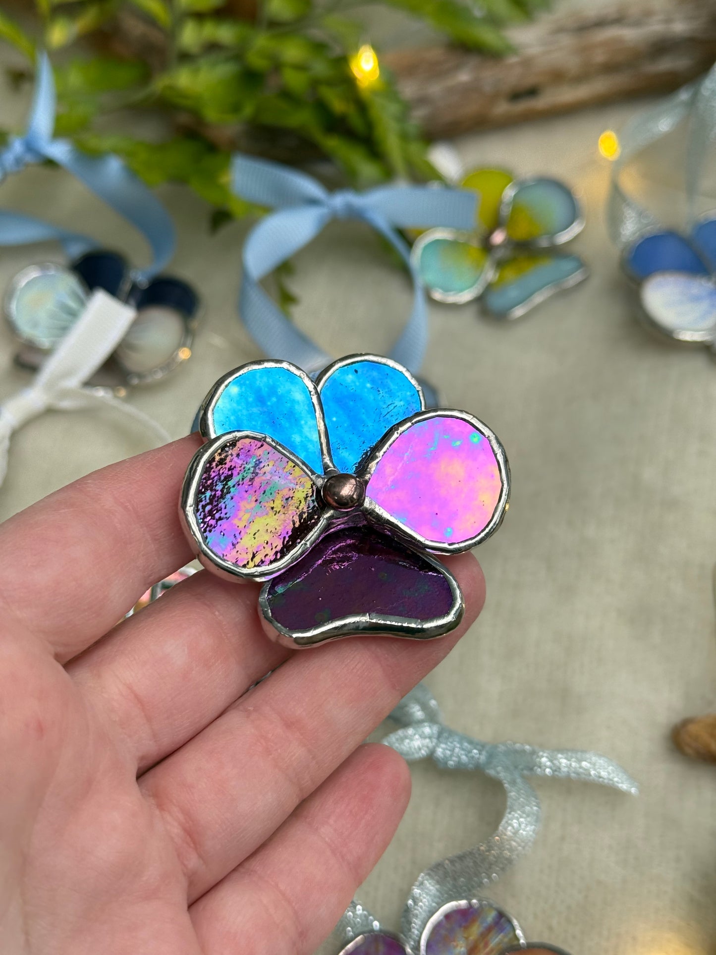 " . Pansy flower Plum irid transparent , Stained glass Decorative ORNAMENT, Christmas decoration, Suncatcher new
