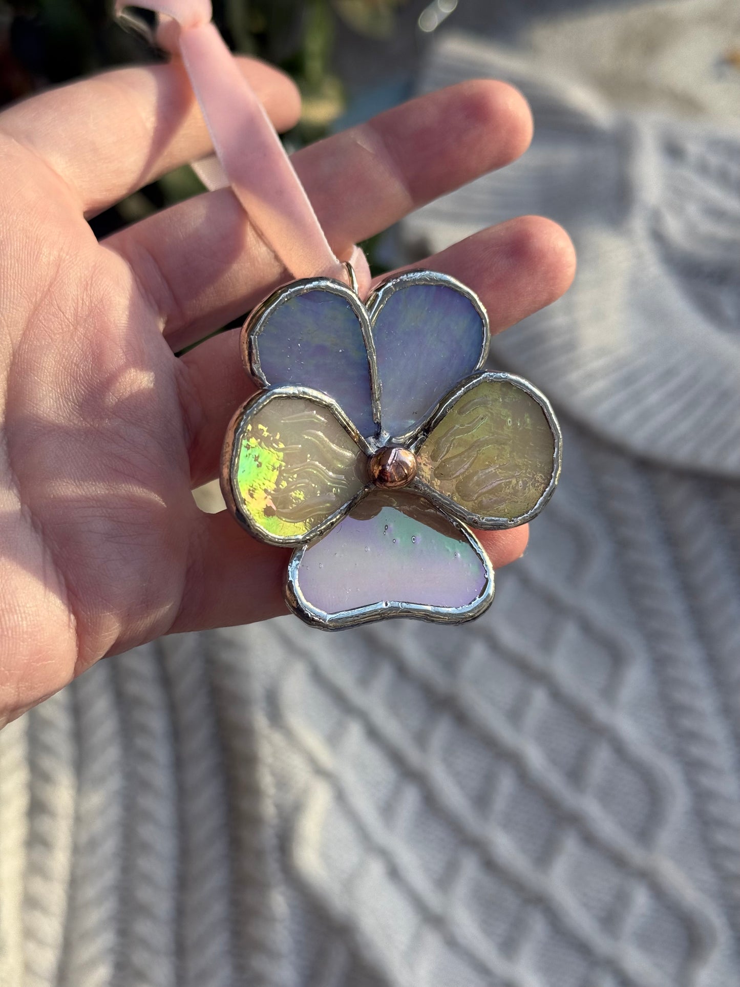 " . Pansy flower Lavender & Beige irid, Stained glass Decorative ORNAMENT, Christmas decoration, Suncatcher