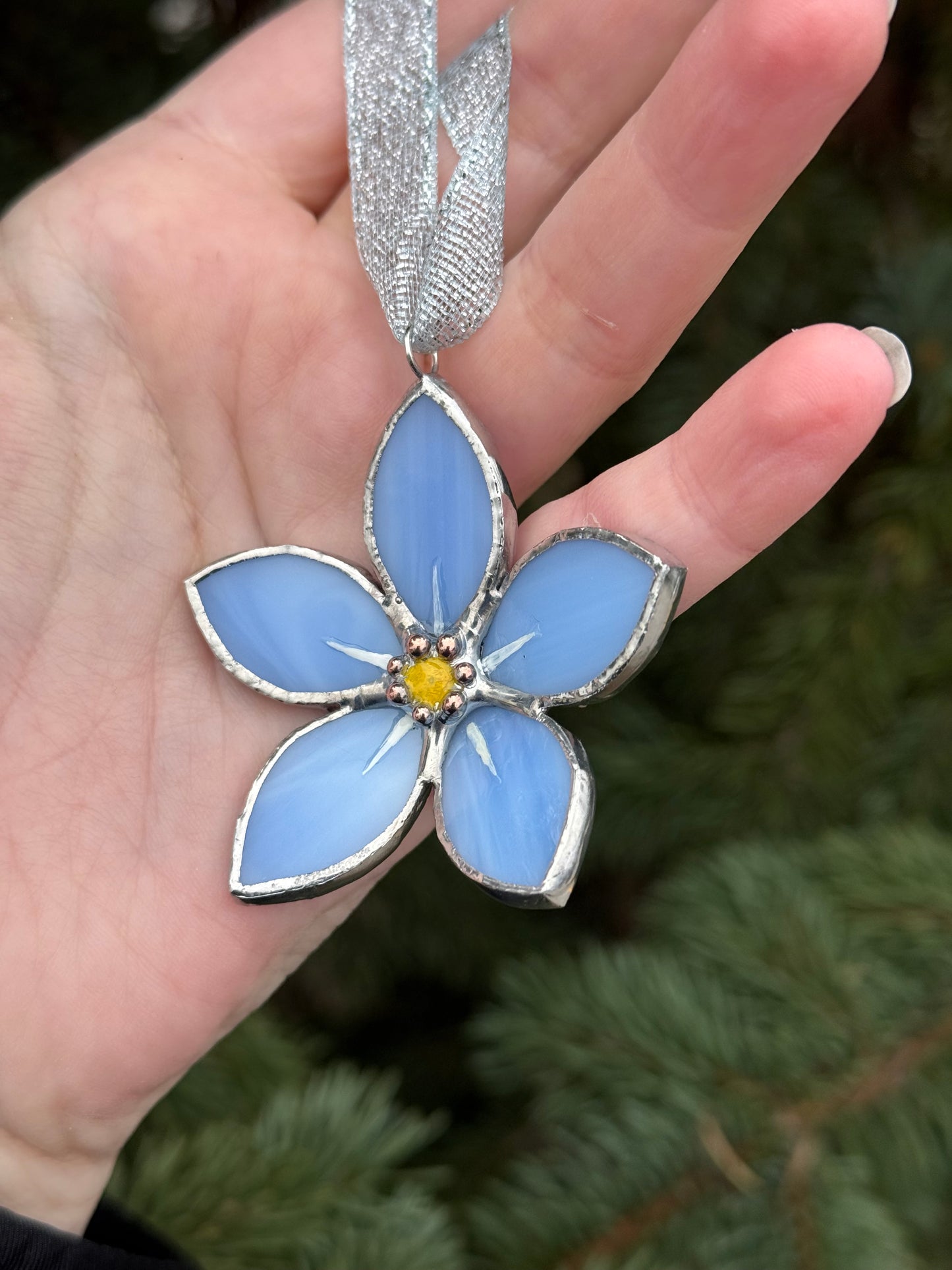 " . Forget me not flower Sky blue , Stained glass Decorative ORNAMENT, Christmas decoration, Suncatcher