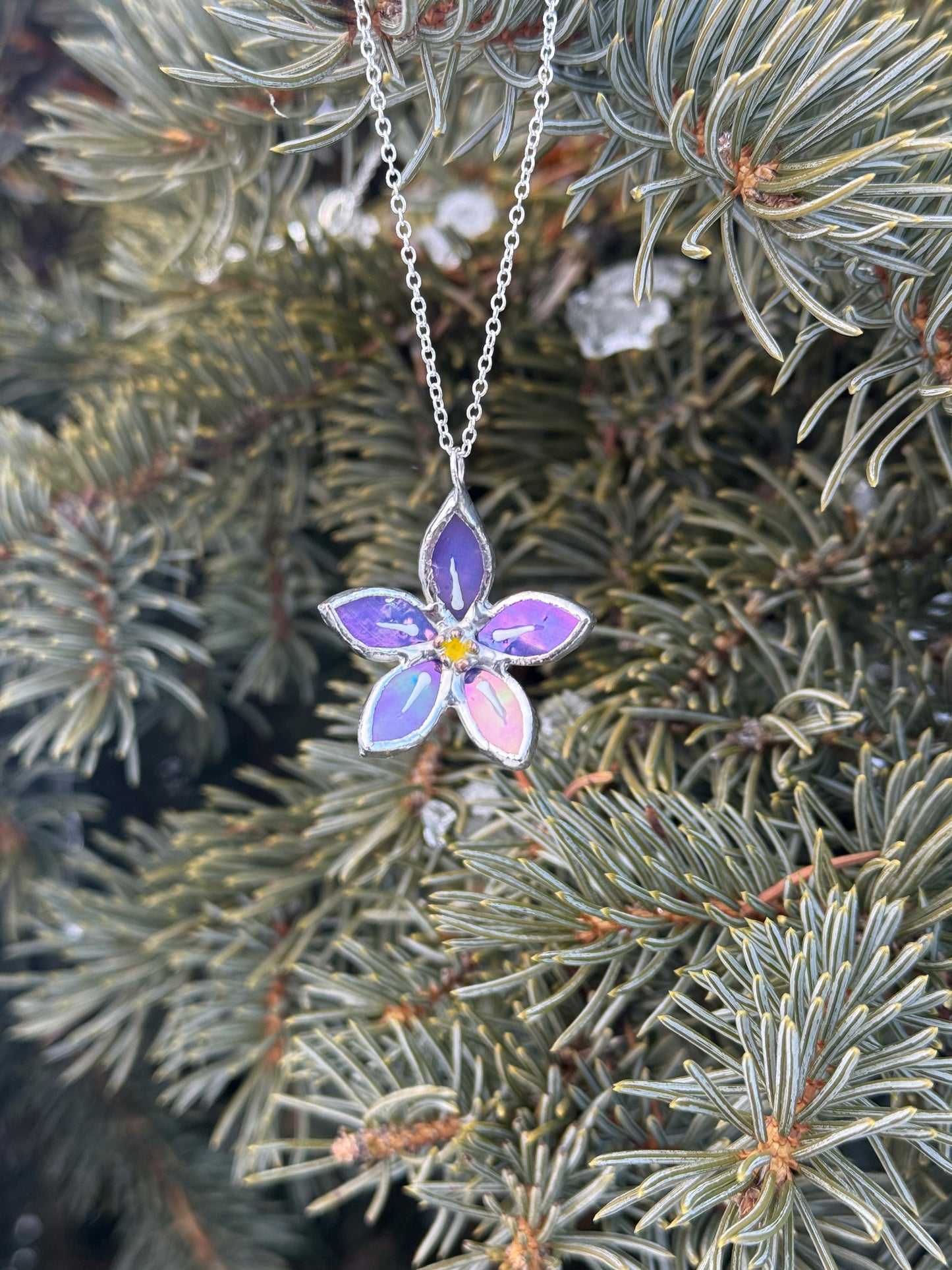 " .  CHOOSE COLOR Necklace Stained glass Forget Me Not flower, Modern art, jewelry