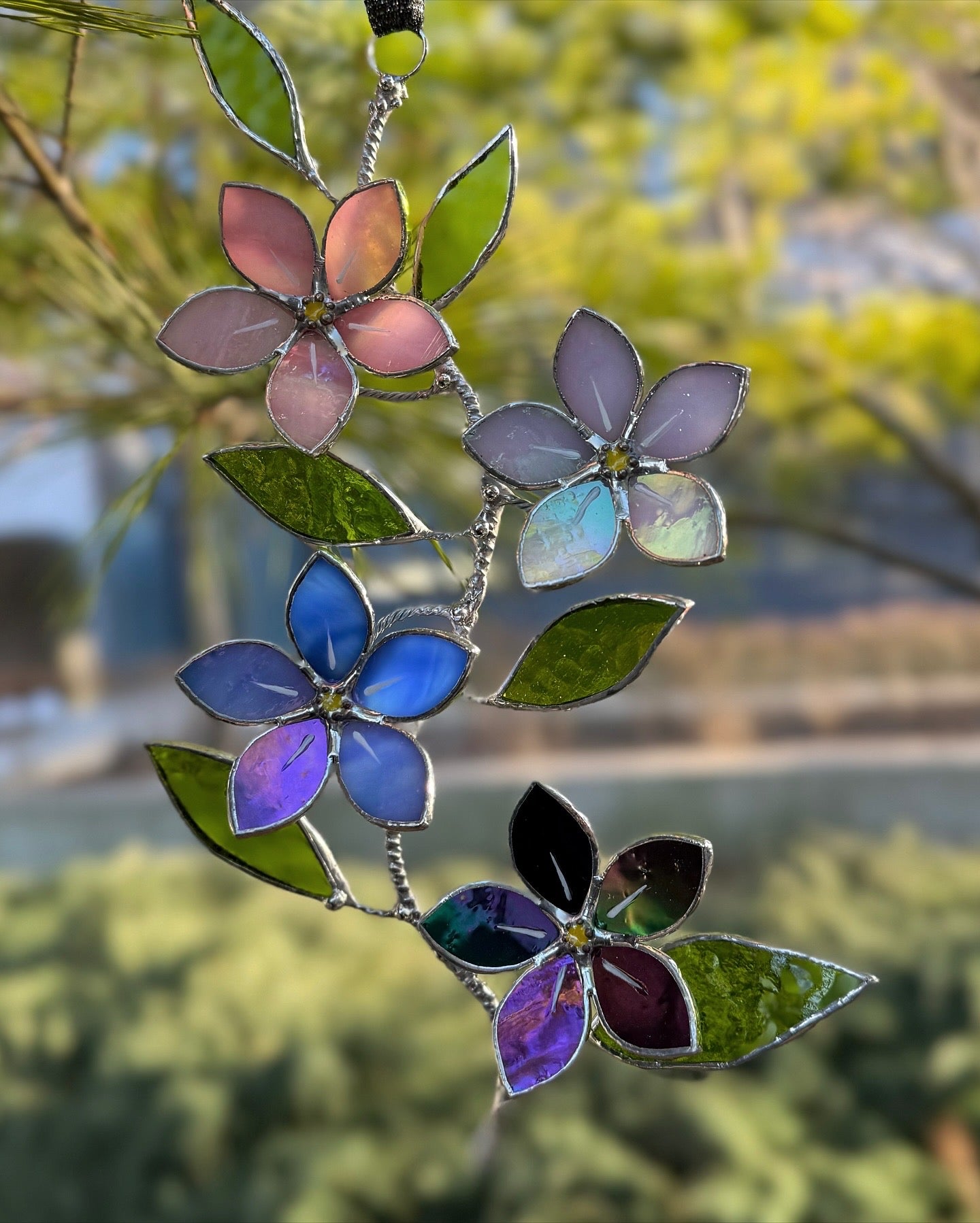 " . Forget me not flower Gradient Wall Pendant, Stained glass Decorative ORNAMENT, Walldecoration, Suncatcher