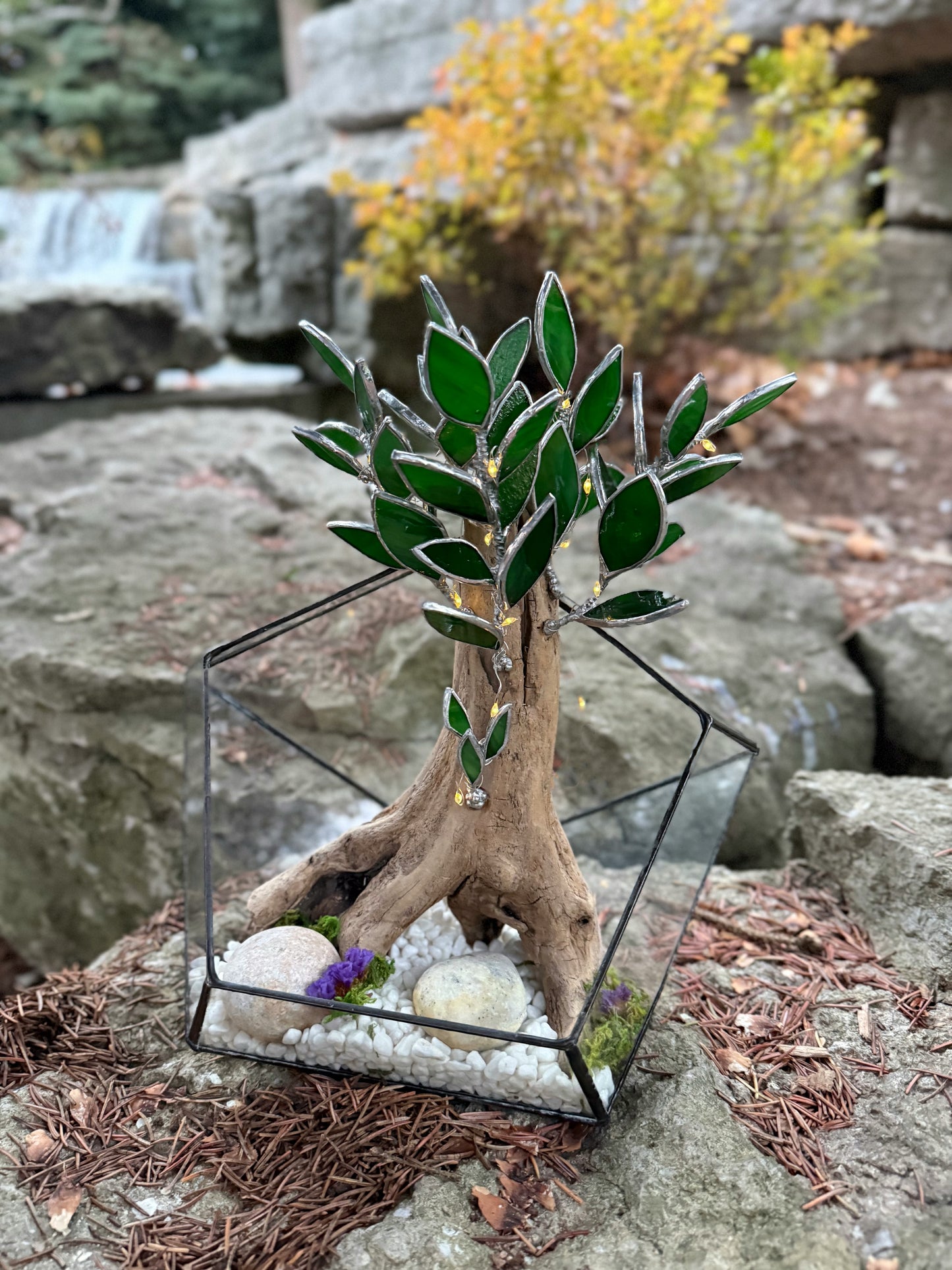 "  . Geometric glass terrarium with bonsai with glass leaves and lights”, Table decor, Christmas gift