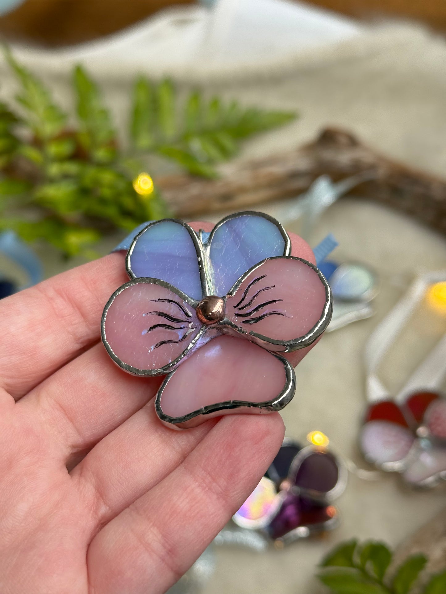 " . Pansy flower Lavender & Pink irid , Stained glass Decorative ORNAMENT, Christmas decoration, Suncatcher new