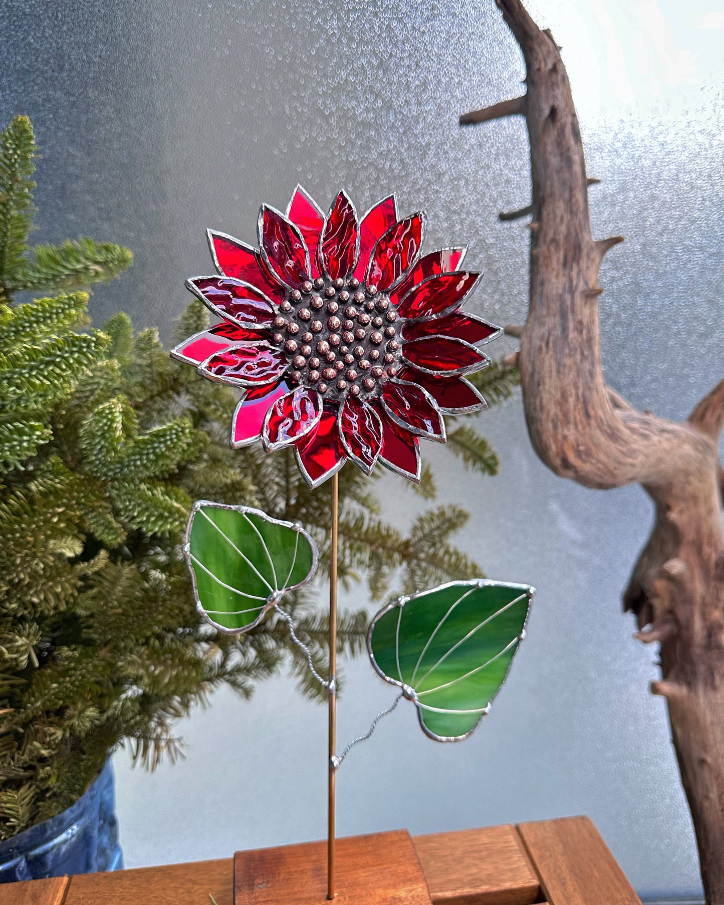 ".Ruby Red Sparcling Sunflower" Stained glass tropical flower 3D, Sun catcher, Table plant decor, Garden stake, wedding decor, Christmas gift