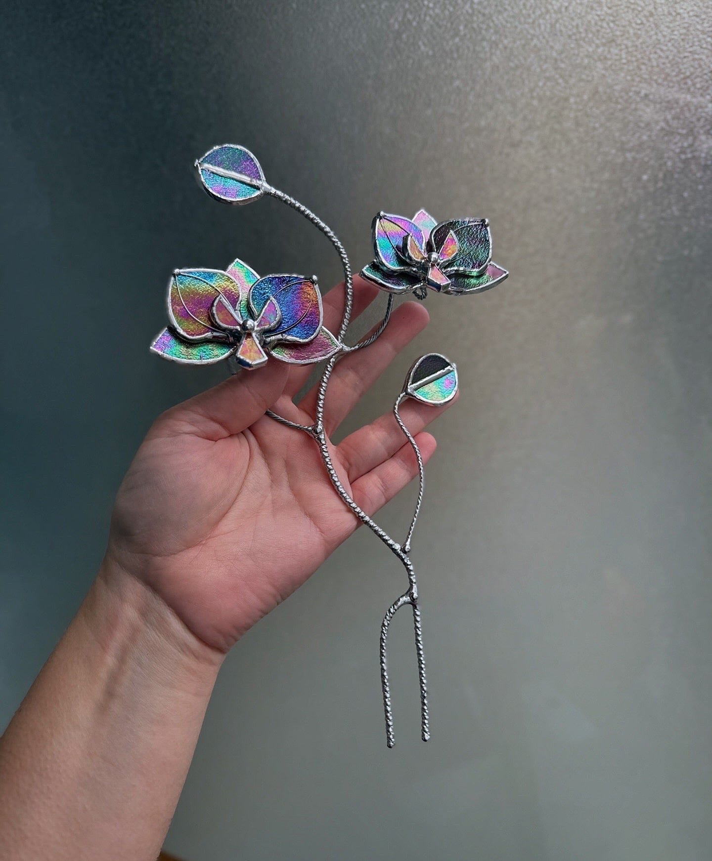 " . Mauve irid Orchid flower stick, Plant stake 2 flowers no pot” Stained glass tropical flower 3D, Sun catcher, Table plant, Garden stick, Outdoor and gardening decor