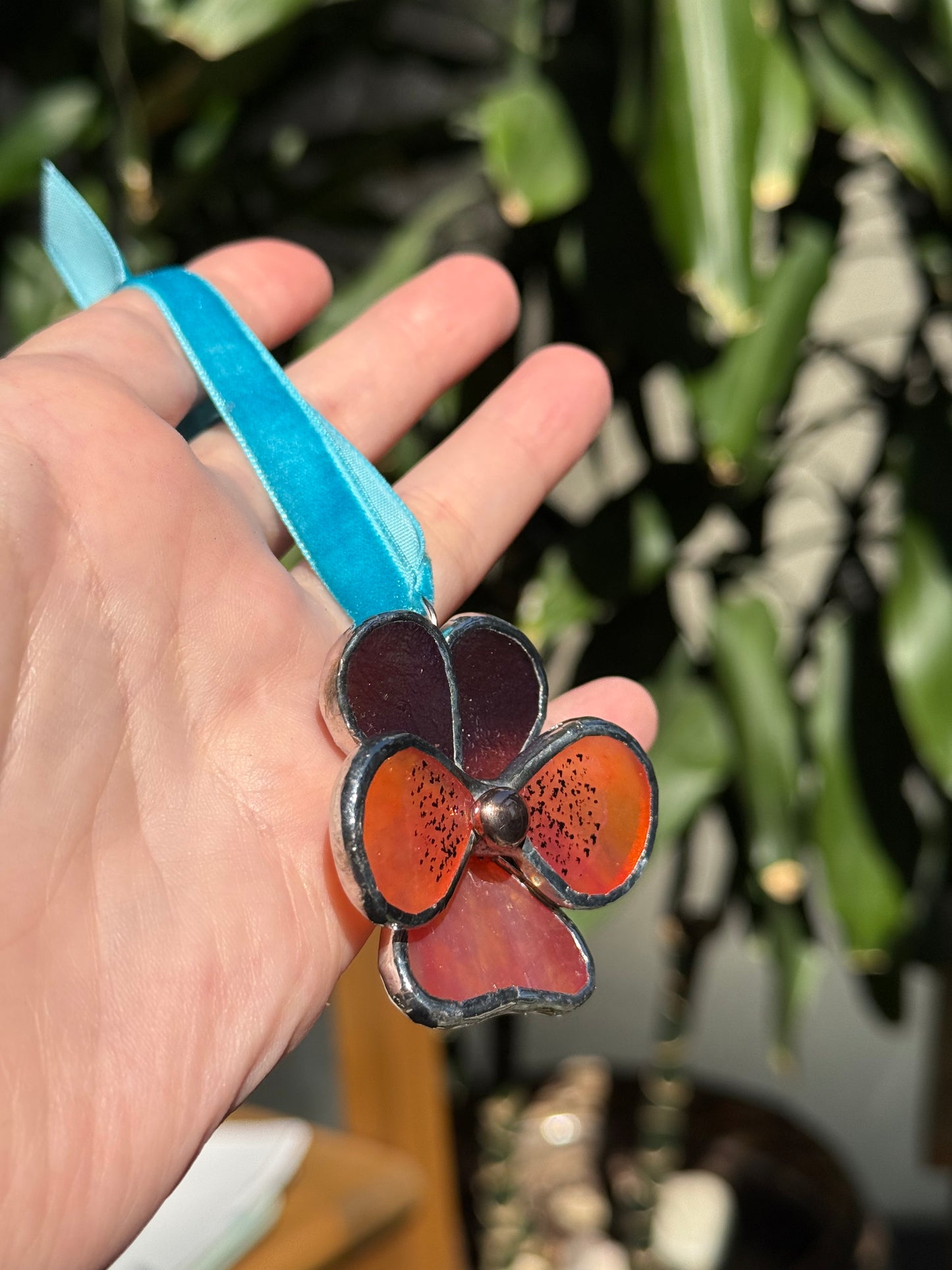 " . Pansy flower Mauve & Orange irid, Stained glass Decorative ORNAMENT, Christmas decoration, Suncatcher