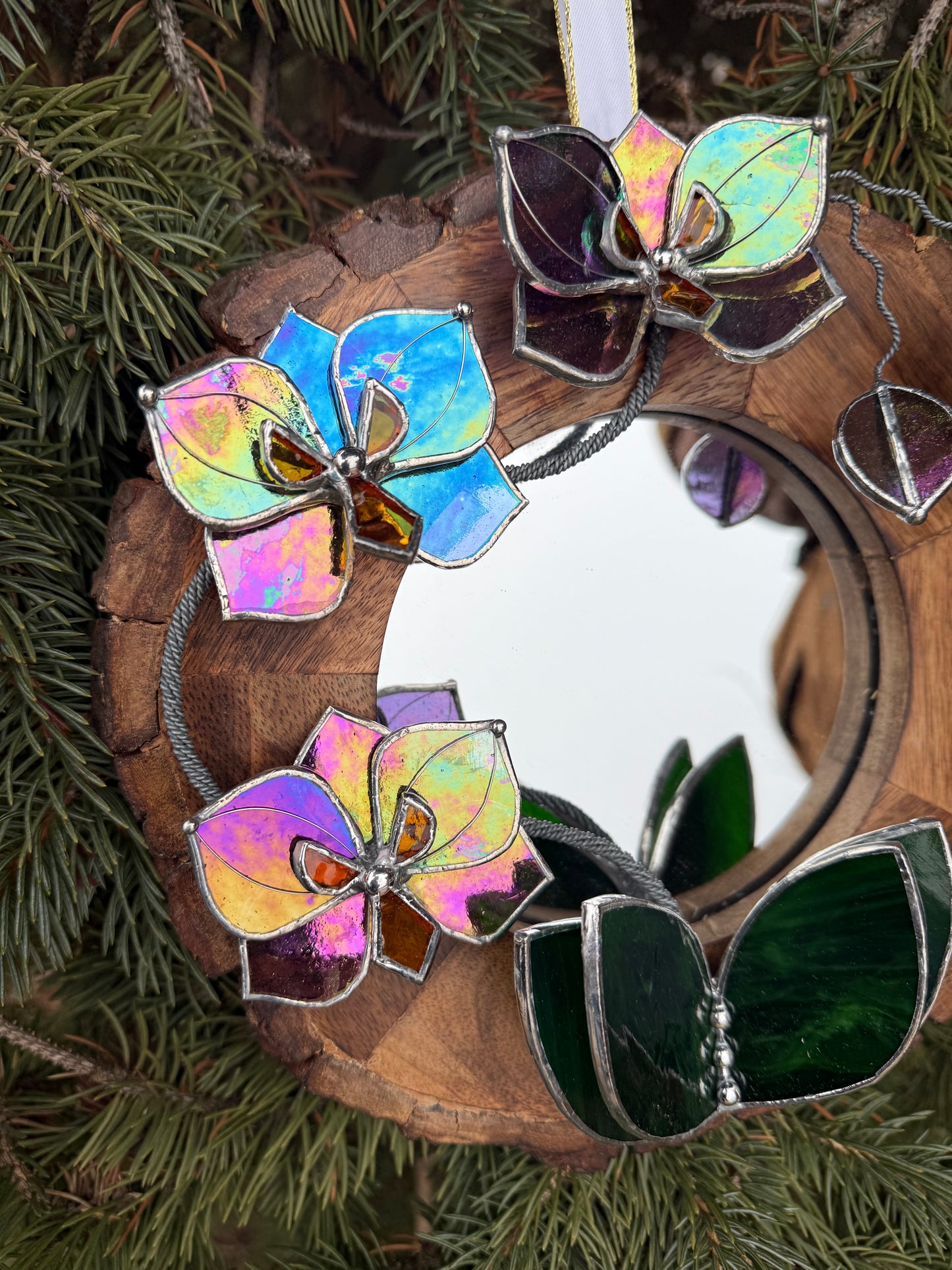 " . Iridescent Butterfly Orchid Mirror”, Stained glass flower Wall decor, Suncatcher, Home wedding Decor, Christmas gift