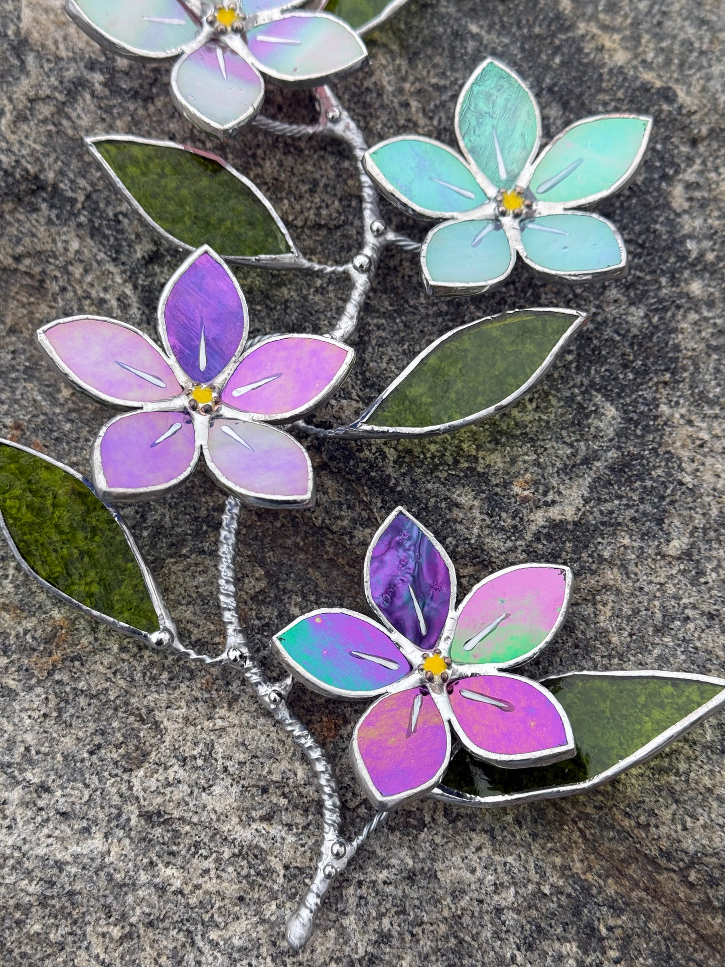 " . Forget me not flower Gradient Wall Pendant, Stained glass Decorative ORNAMENT, Walldecoration, Suncatcher