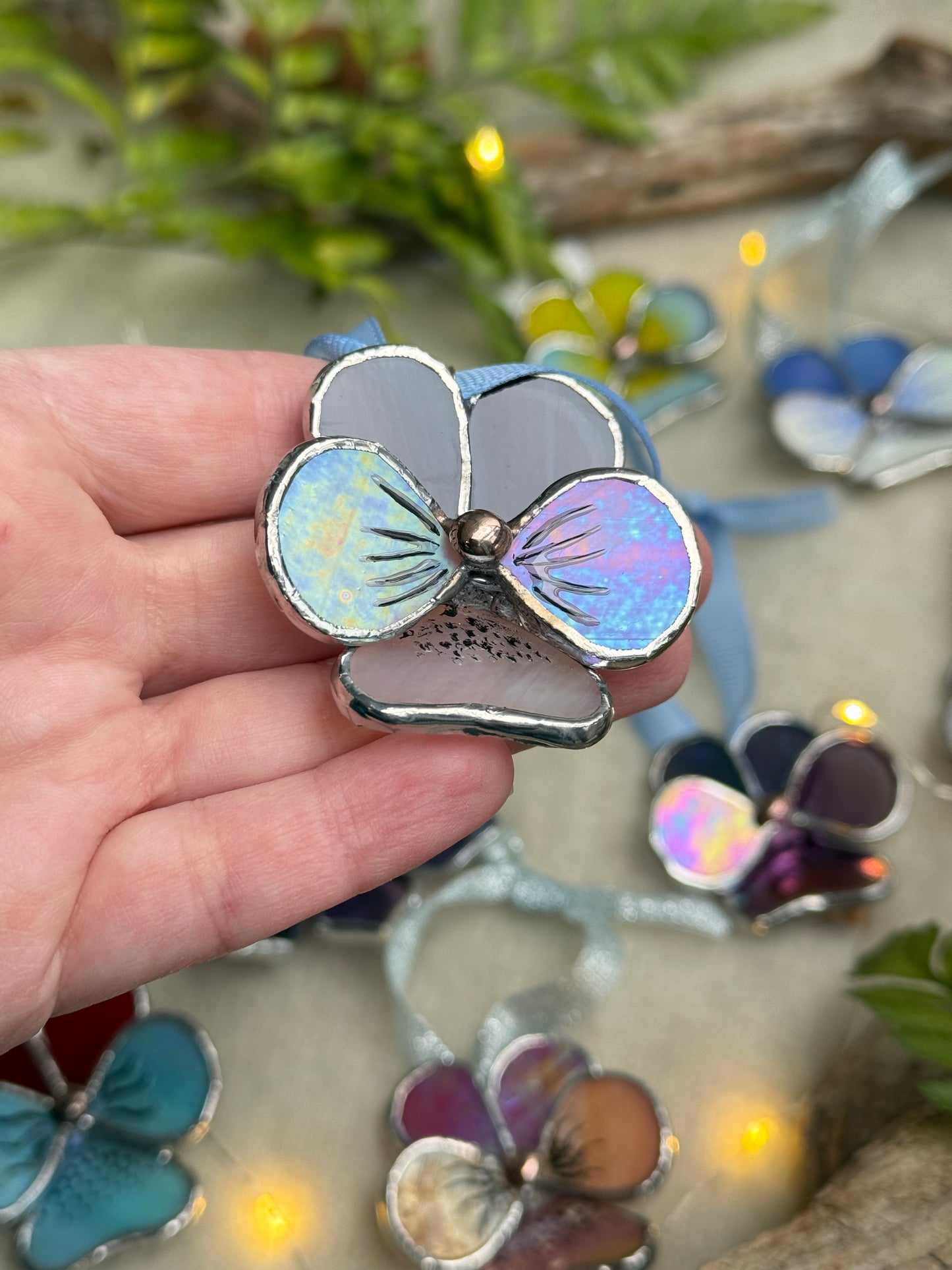 " . Pansy flower Grape purple & white irid , Stained glass Decorative ORNAMENT, Christmas decoration, Suncatcher new