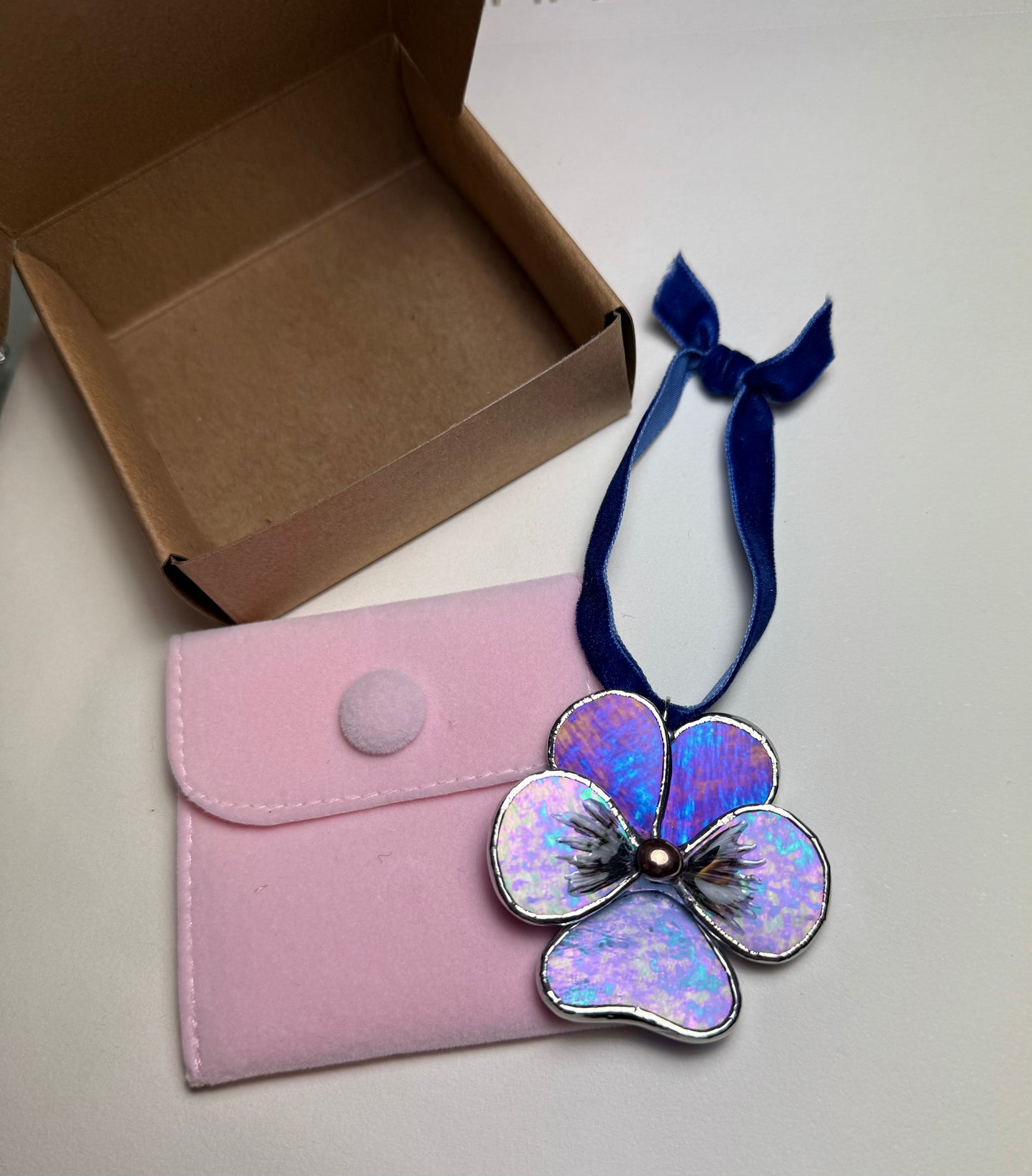 " .  CHOOSE COLOR Decorative ORNAMENT Stained glass Pansy flower, Christmas decoration, Suncatcher