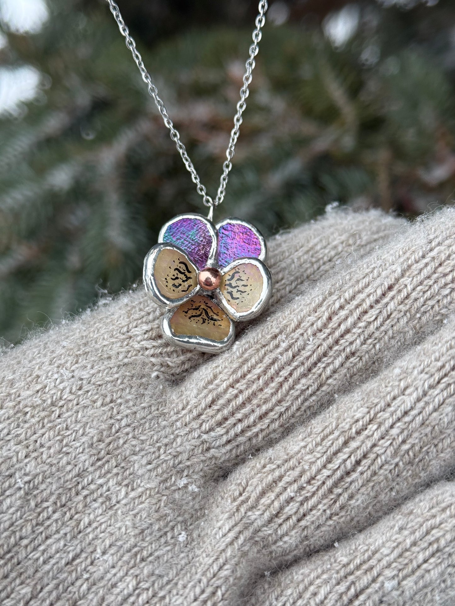 " . Pansy Mauve irid & Orange irid Necklace” Stained glass tropical flower 3D, art jewelry