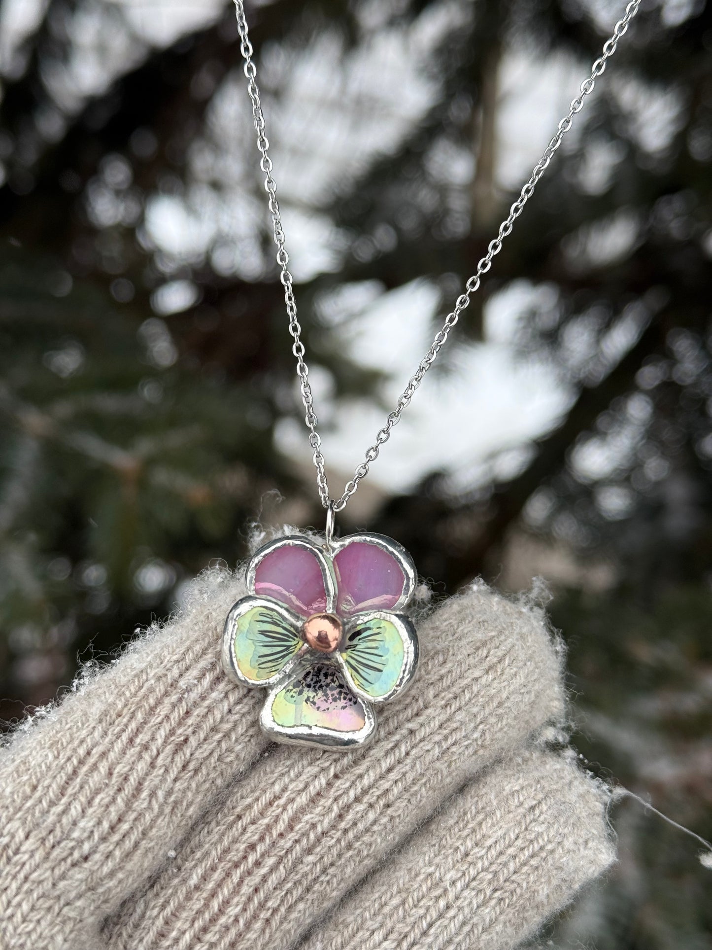 " . Pansy Pink irid & White irid Necklace” Stained glass tropical flower 3D, art jewelry