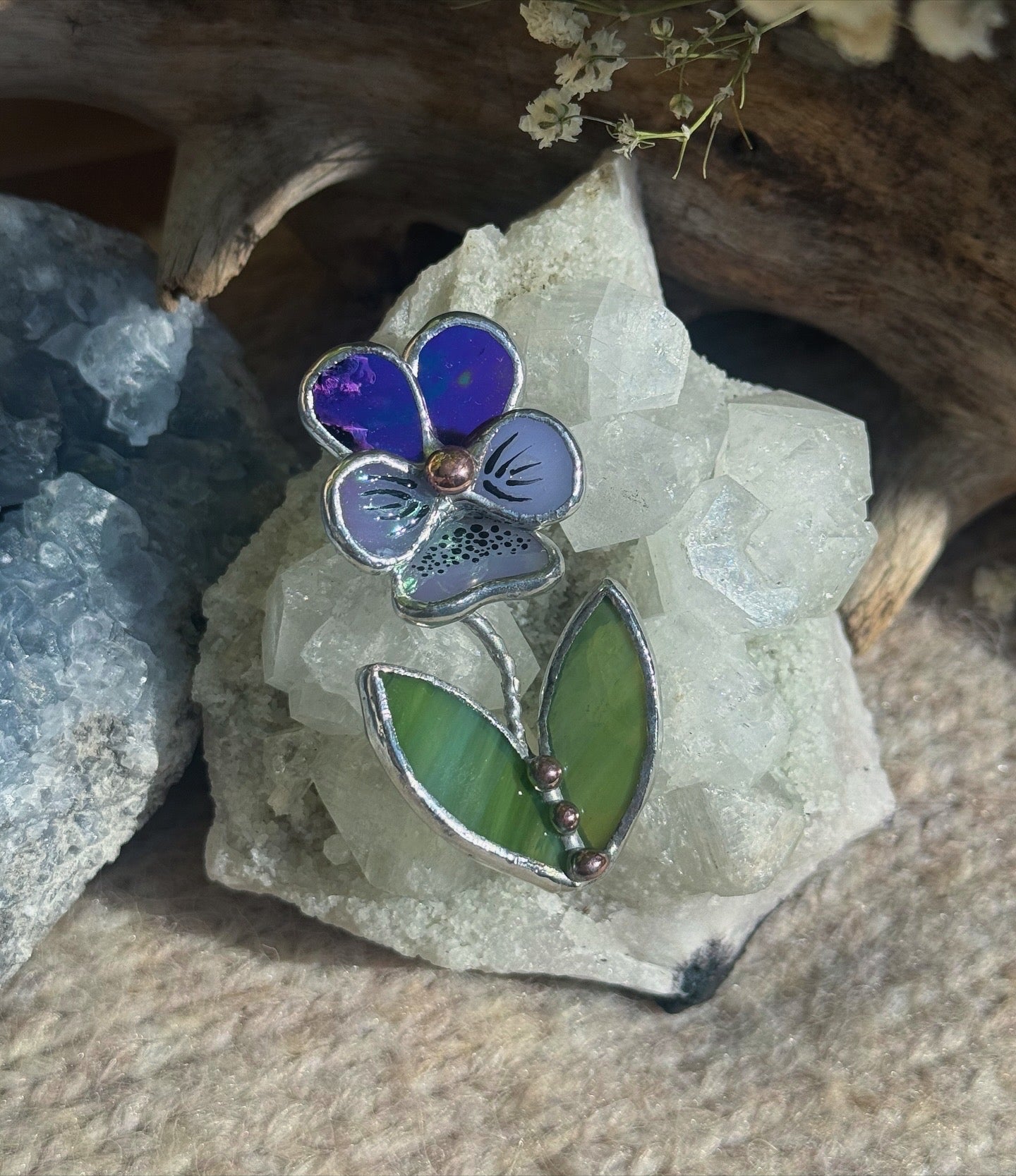 Brooch Pansy Flower Purple luminous& Lavender irid Stained glass flower 3D art jewelry new