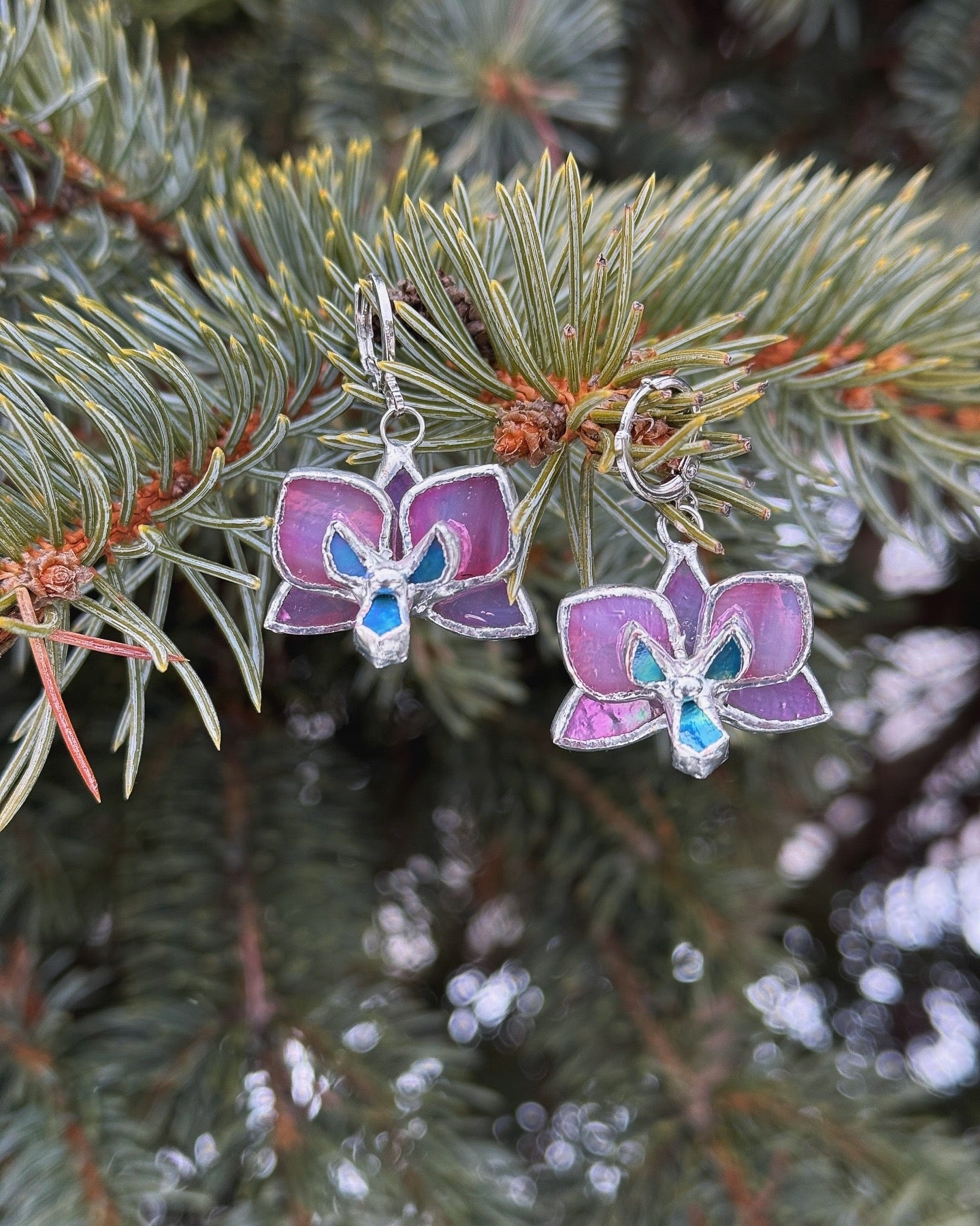 " . Earrings Orchid Candy Pink iridescent ” Stained glass tropical flower 3D, art jewelry necklace ring