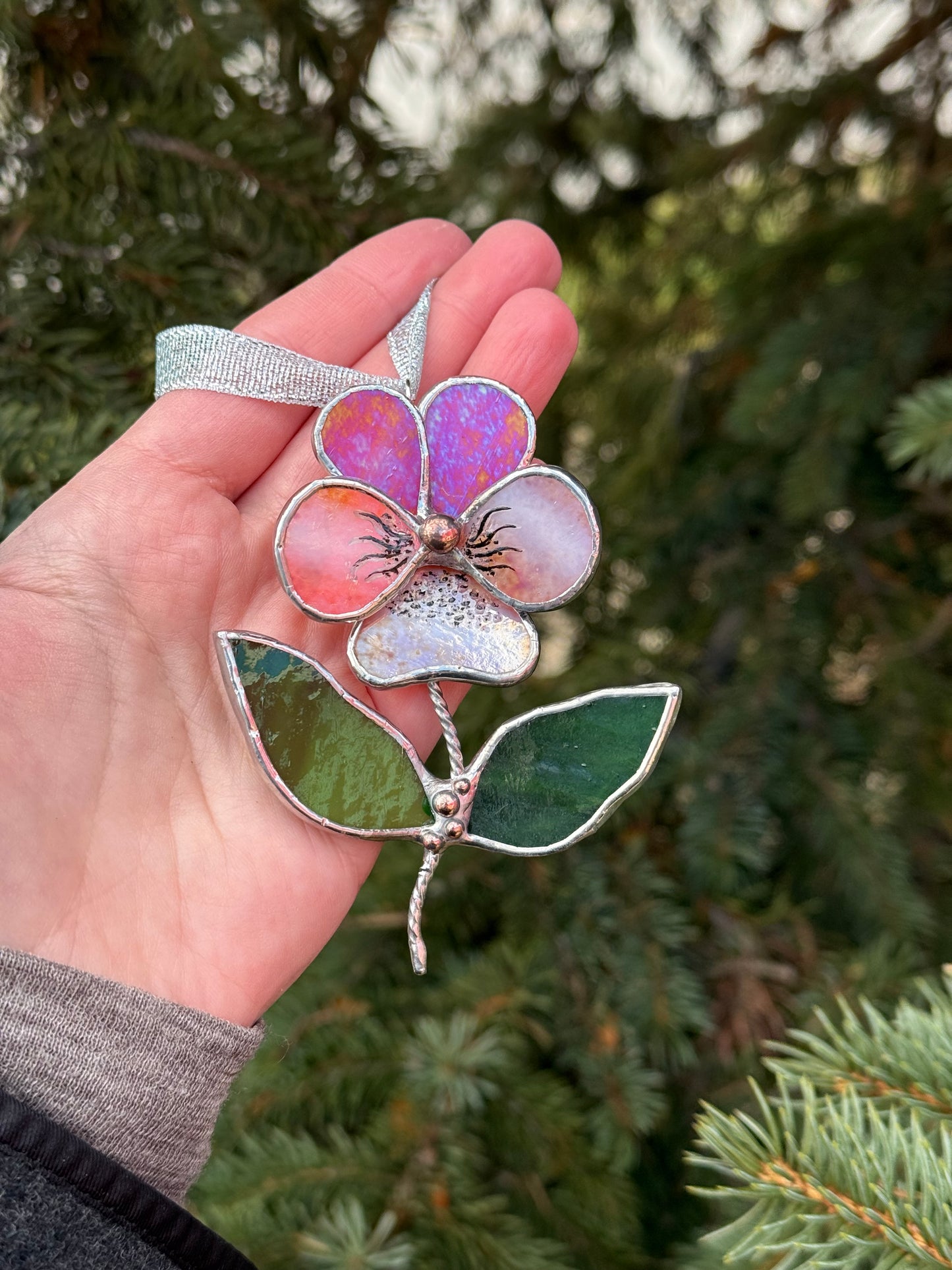 " . Pansy flower with leaves Berry red &  peach irid , Stained glass Decorative ORNAMENT, Christmas decoration, Suncatcher