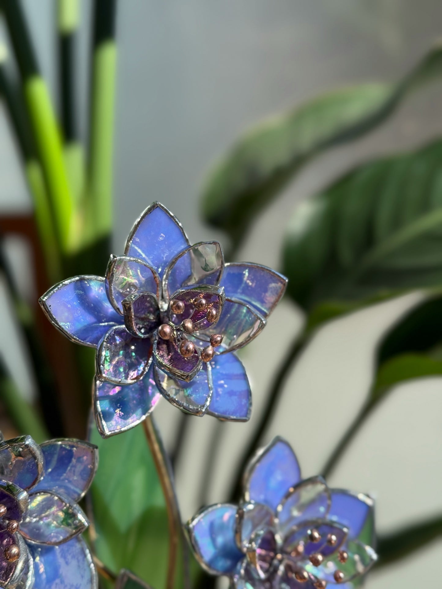 .Blue Iridescent Wildflower Stained glass Handcrafted Floral Home Decor new