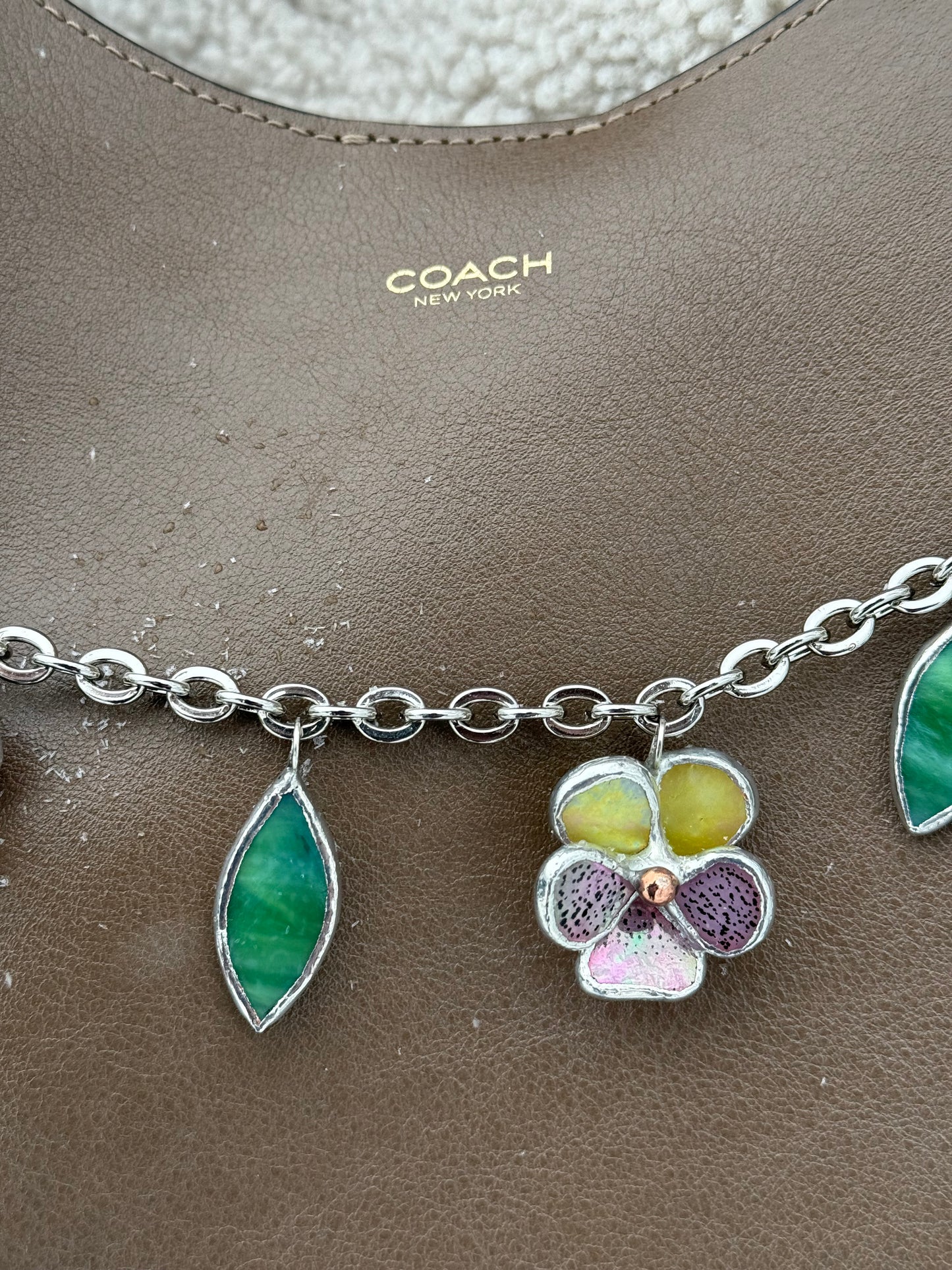 " . Bag Charm Chain Pansy flowers with leaves ” Stained glass tropical flower 3D, art jewelry