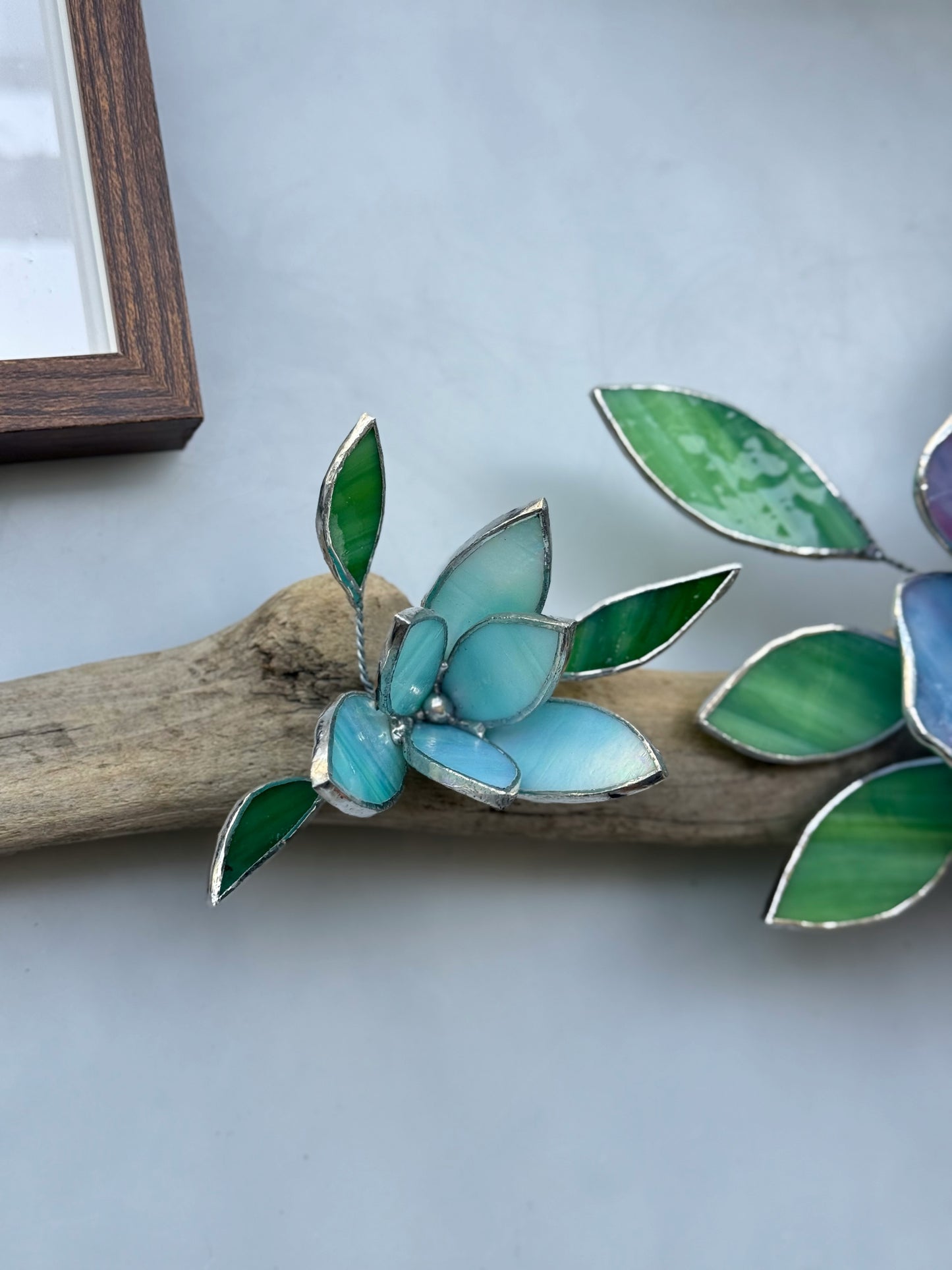.Peonies Stained Glass Driftwood Wall Decor Suncatcher