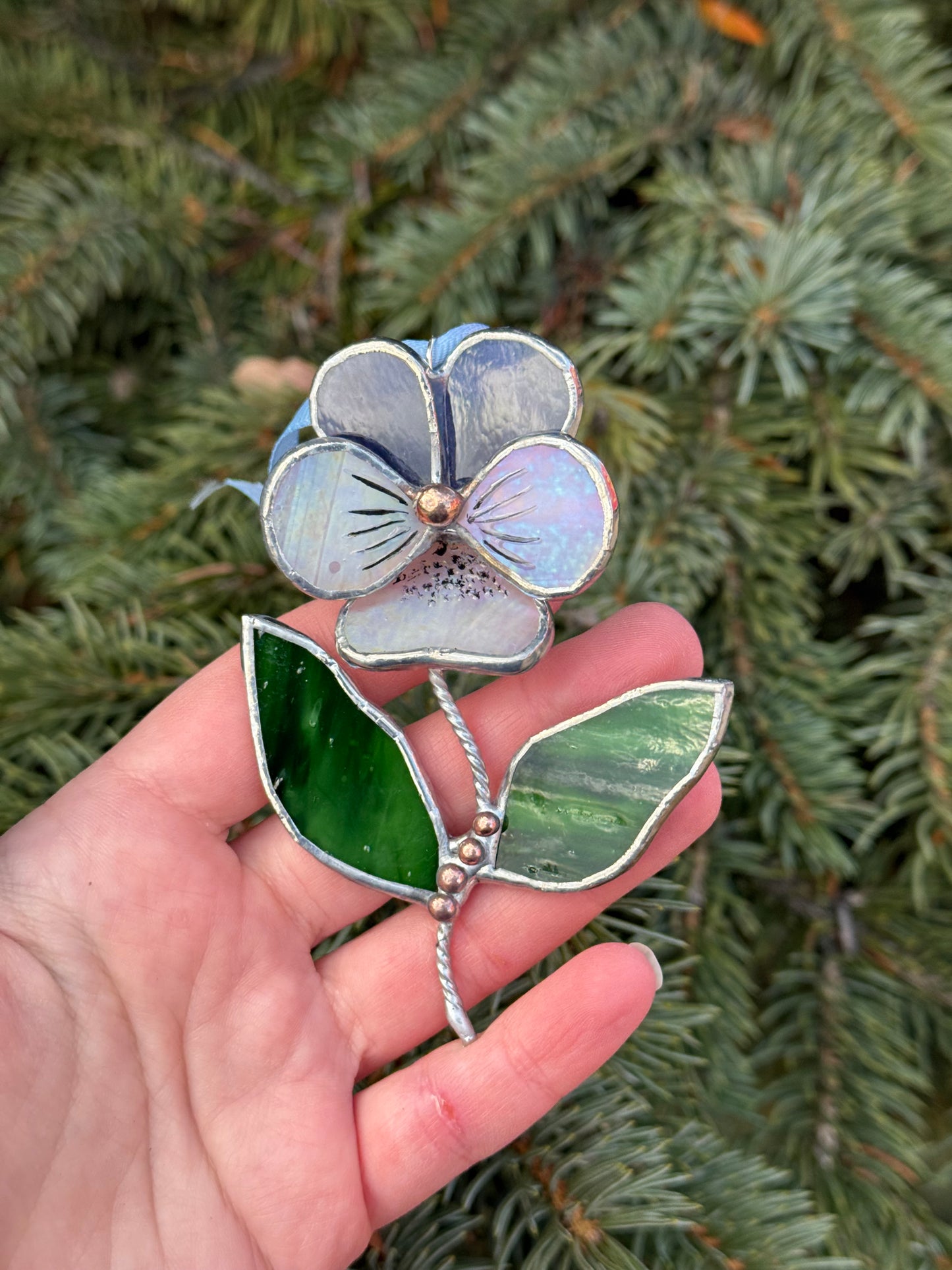" . Pansy flower with leaves Grape purple & white irid , Stained glass Decorative ORNAMENT, Christmas decoration, Suncatcher