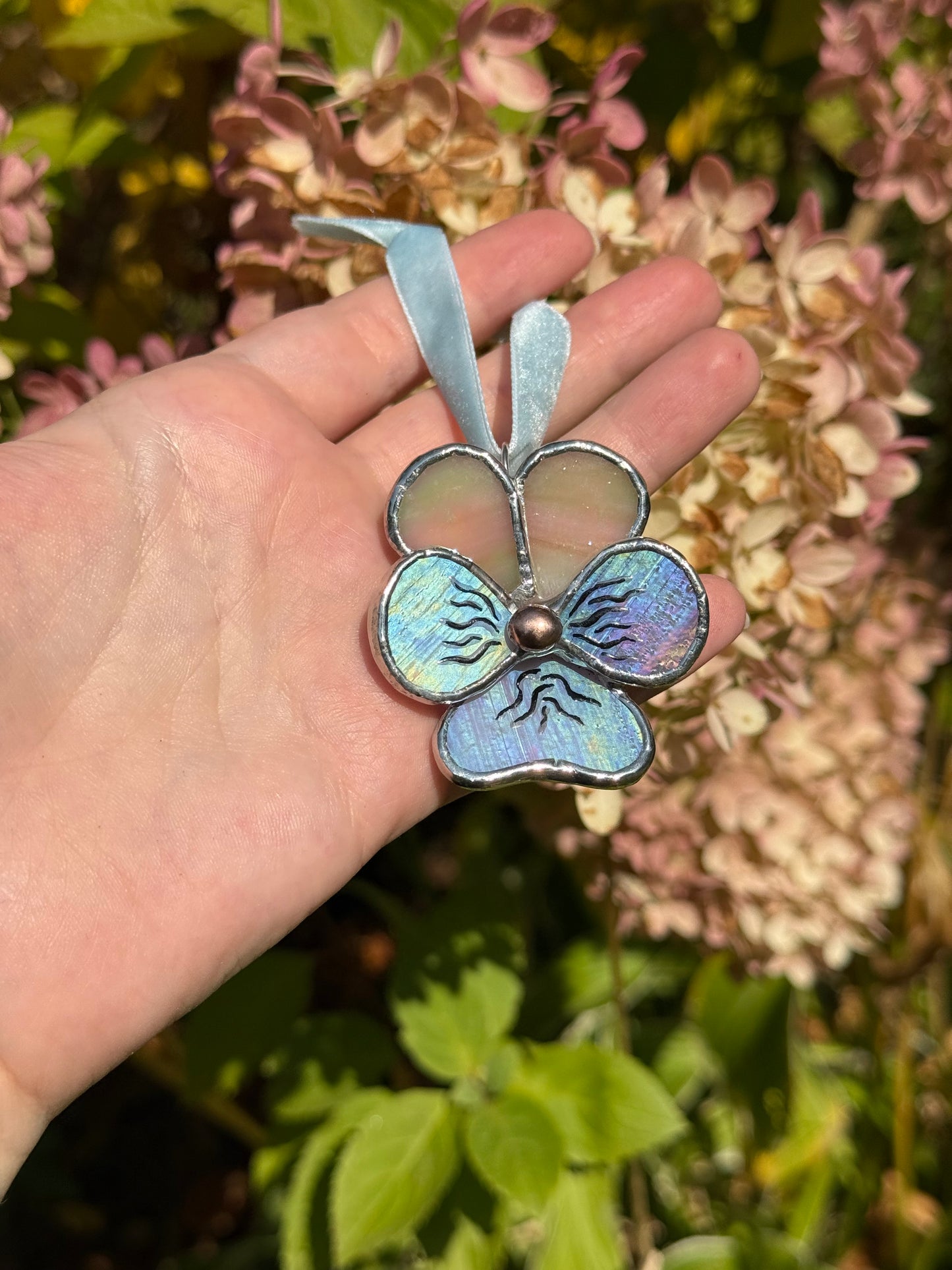 " . Pansy flower Beige & Lavender irid, Stained glass Decorative ORNAMENT, Christmas decoration, Suncatcher