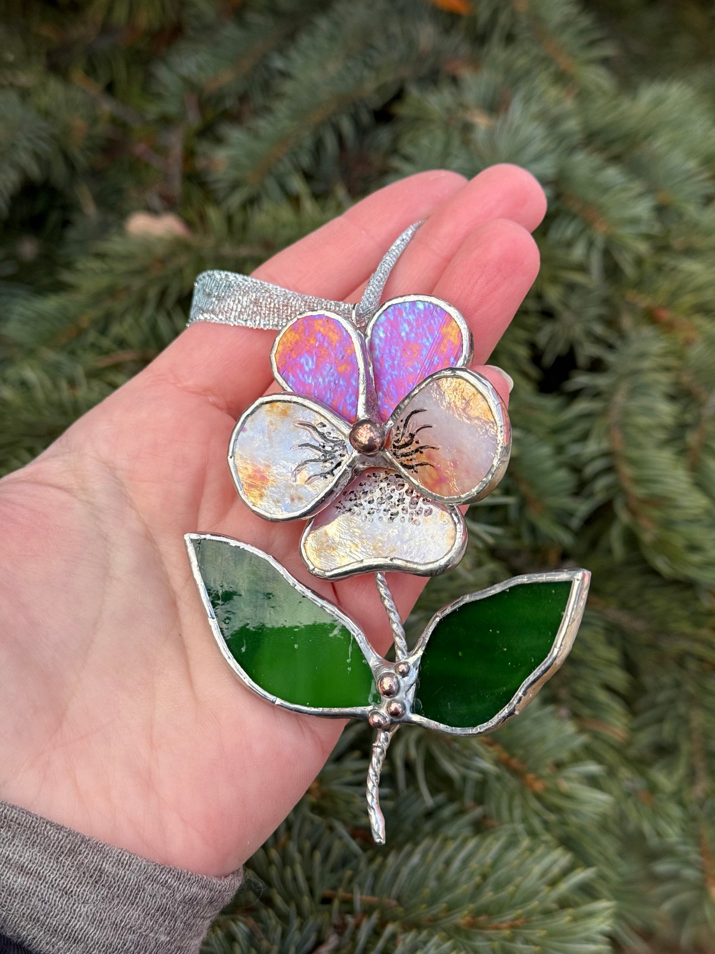 " . Pansy flower with leaves Berry red &  peach irid , Stained glass Decorative ORNAMENT, Christmas decoration, Suncatcher