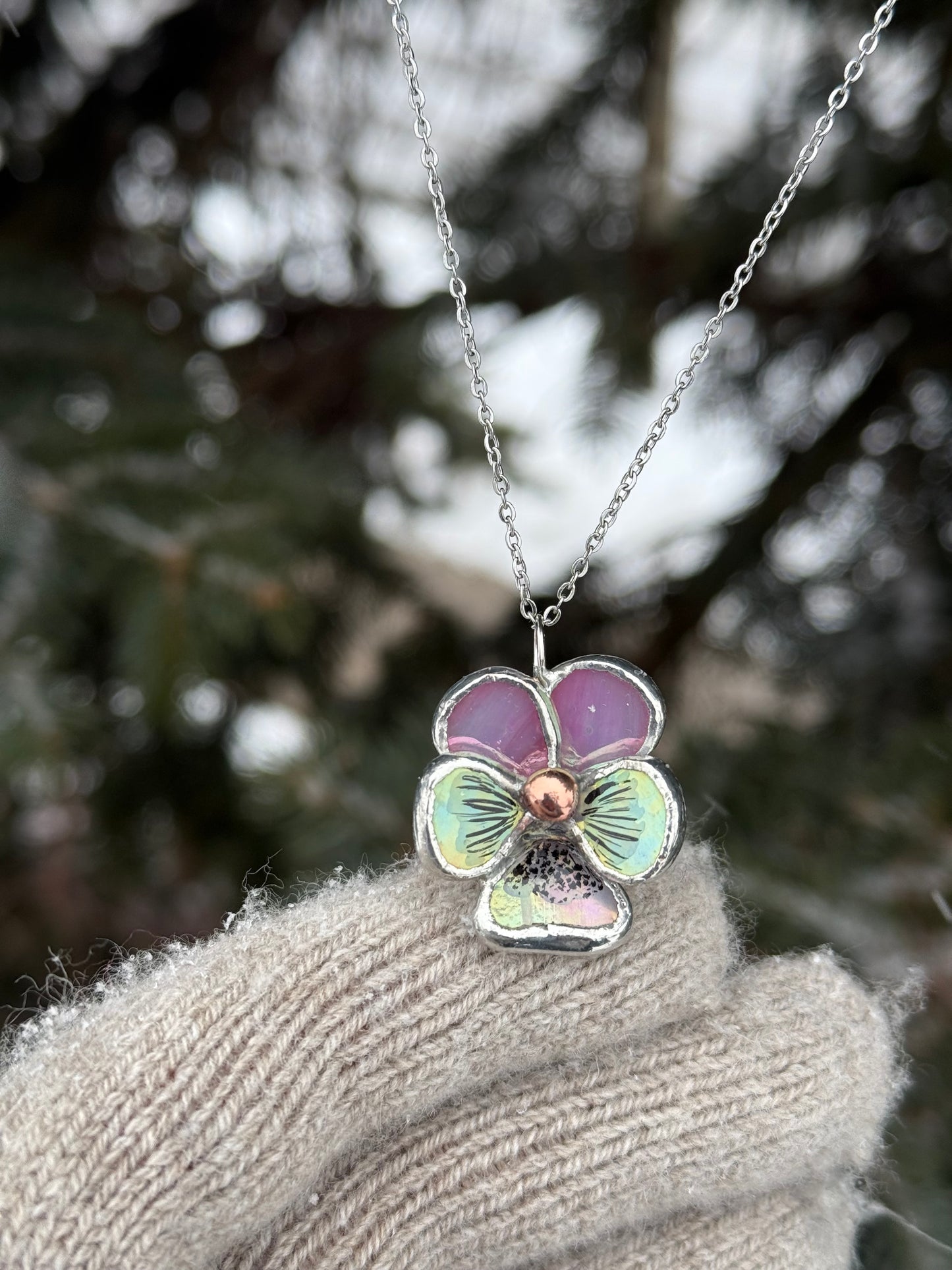 " . Pansy Pink irid & White irid Necklace” Stained glass tropical flower 3D, art jewelry