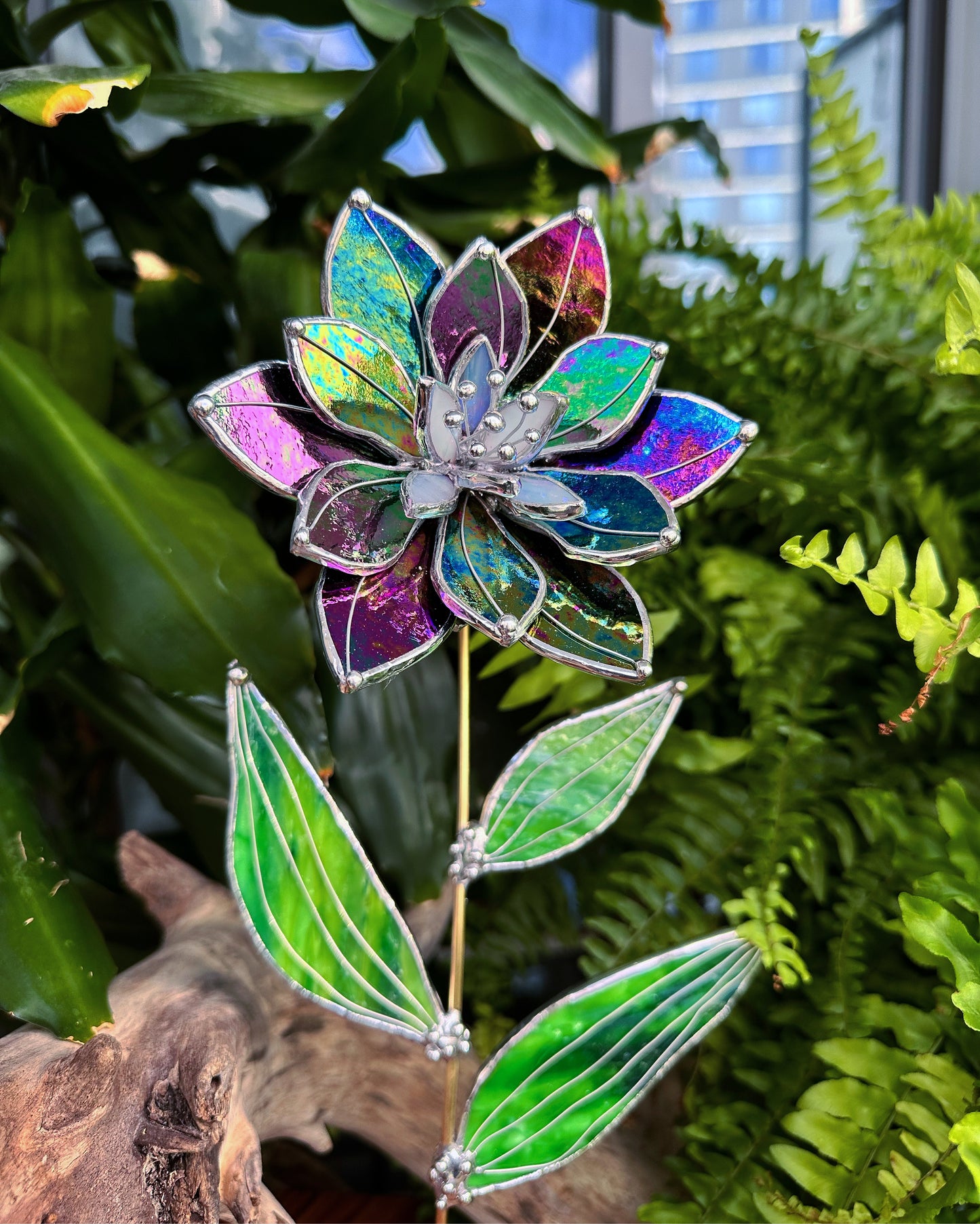 ".Amethyst Lily Mullticolour Iridescent" Stained glass tropical flower 3D, Sun catcher, Table plant decor, Garden stake, wedding decor, Christmas gift