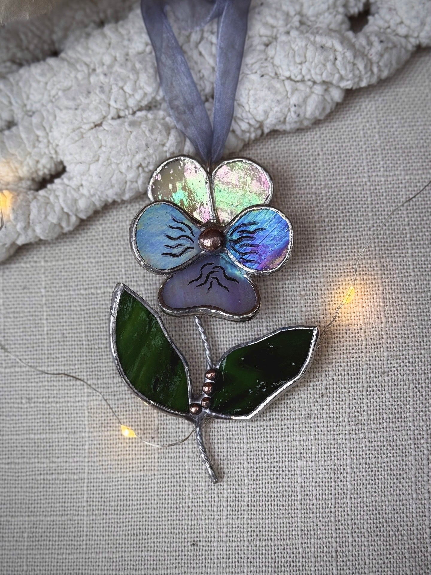 " . Pansy flower with leaves beige & lavender irid , Stained glass Decorative ORNAMENT, Christmas decoration, Suncatcher