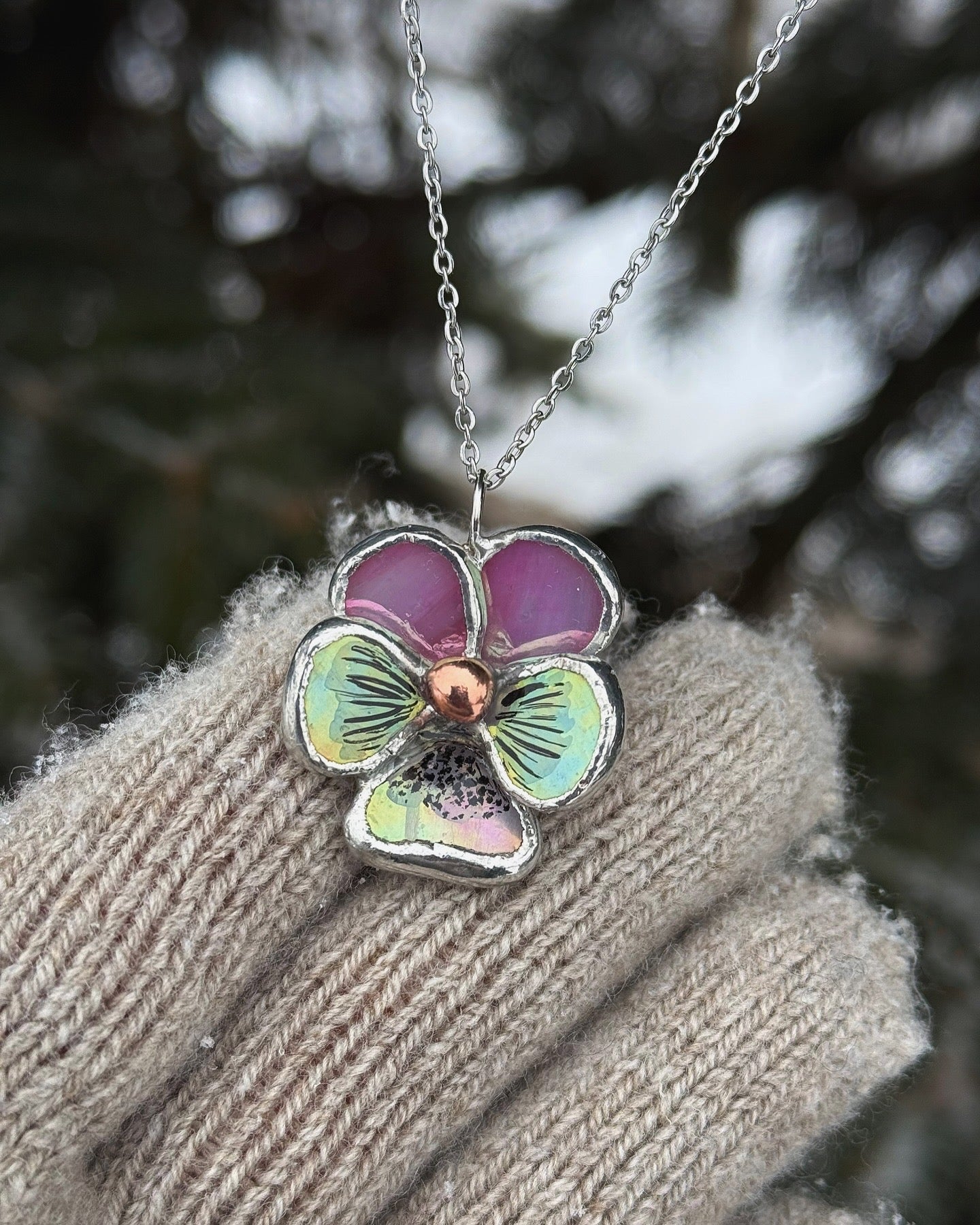 " . Pansy Pink irid & White irid Necklace” Stained glass tropical flower 3D, art jewelry