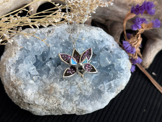 " . Necklace Tropical Orchid Black tiger with” Stained glass tropical flower 3D, art jewelry