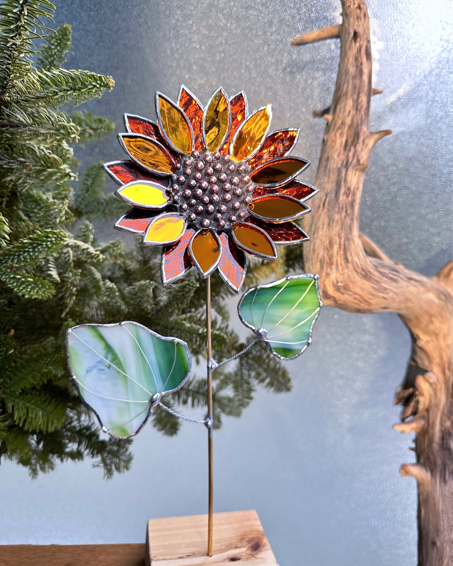 ".Golden Sparcling Sunflower" Stained glass tropical flower 3D, Sun catcher, Table plant decor, Garden stake, wedding decor, Christmas gift