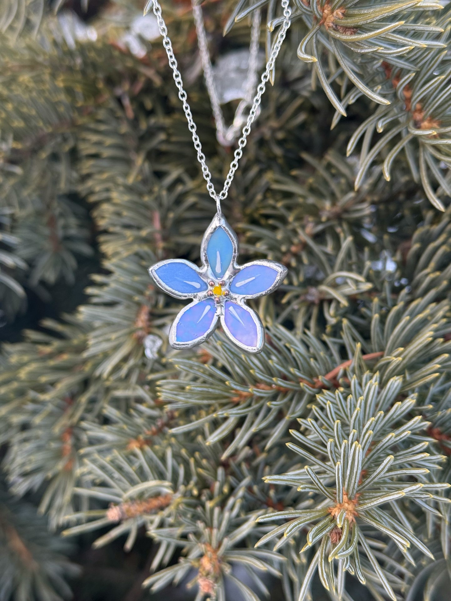 " . Necklace Stained glass Forget Me Not flower Sky Blue iridescent, Modern art, jewelry