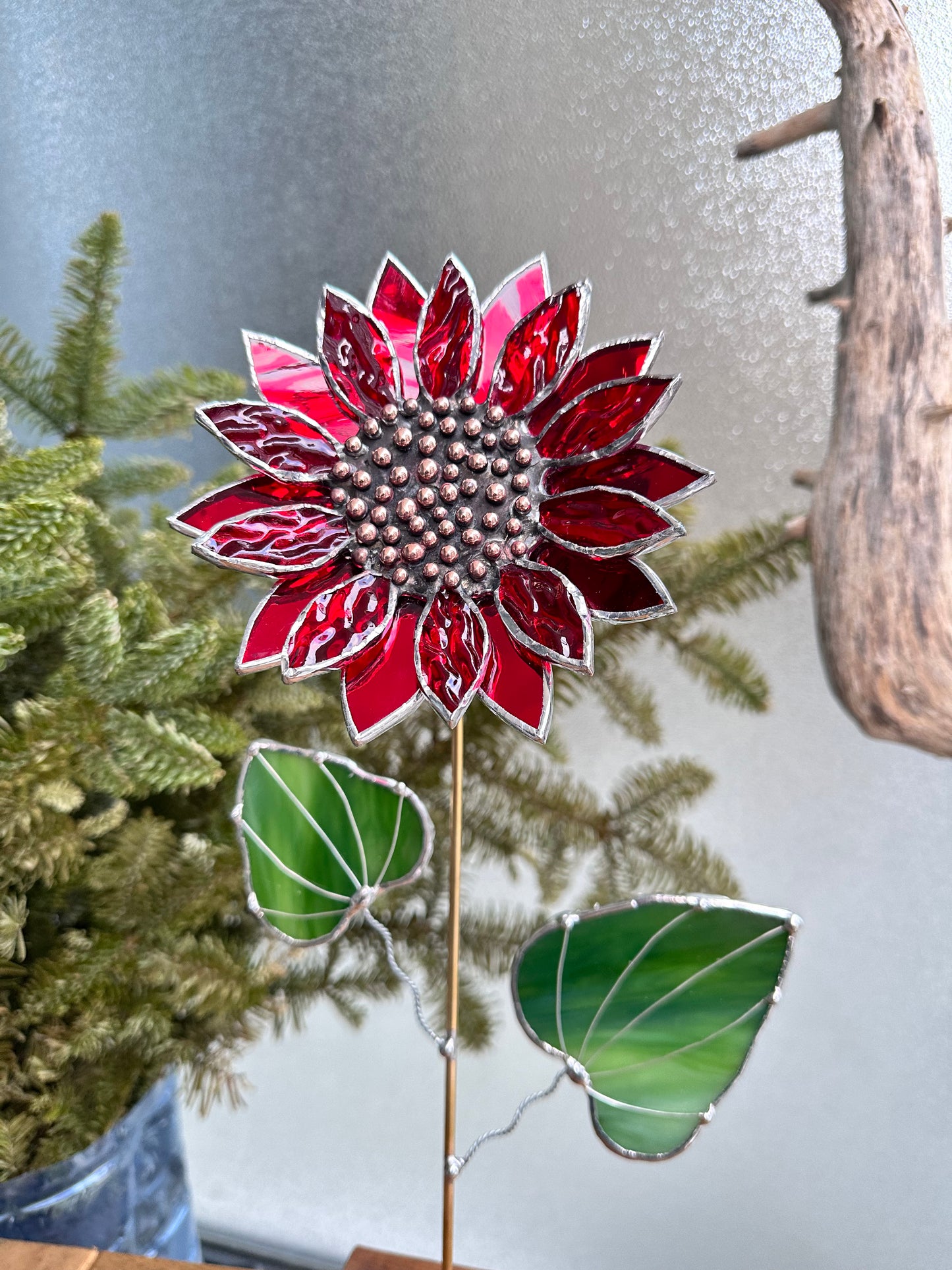 ".Ruby Red Sparcling Sunflower" Stained glass tropical flower 3D, Sun catcher, Table plant decor, Garden stake, wedding decor, Christmas gift