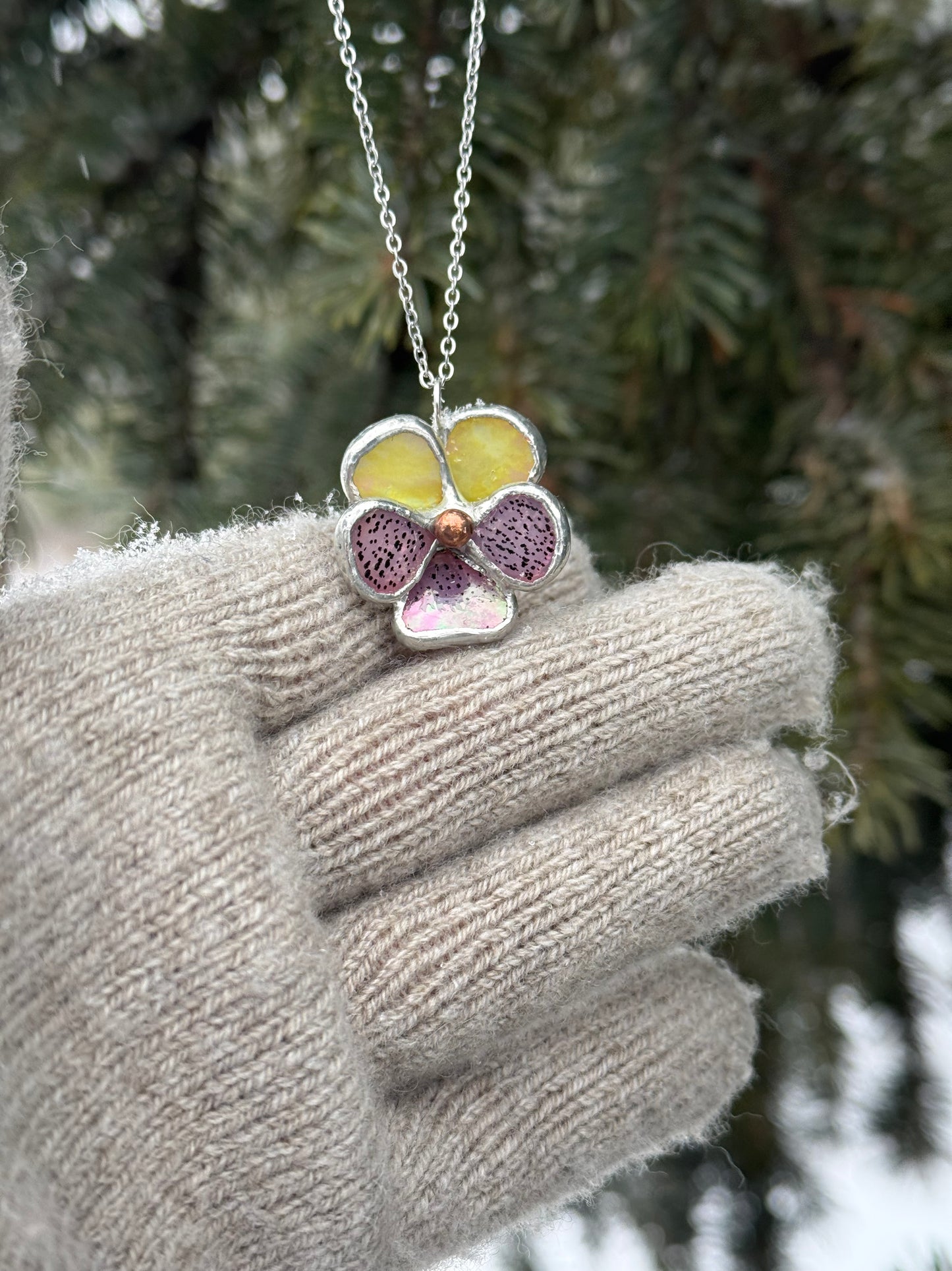 " . Pansy Pink irid & Yellow irid Necklace” Stained glass tropical flower 3D, art jewelry