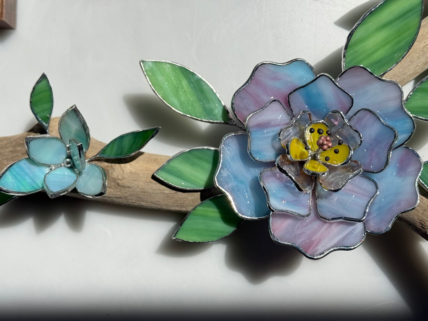 .Peonies Stained Glass Driftwood Wall Decor Suncatcher