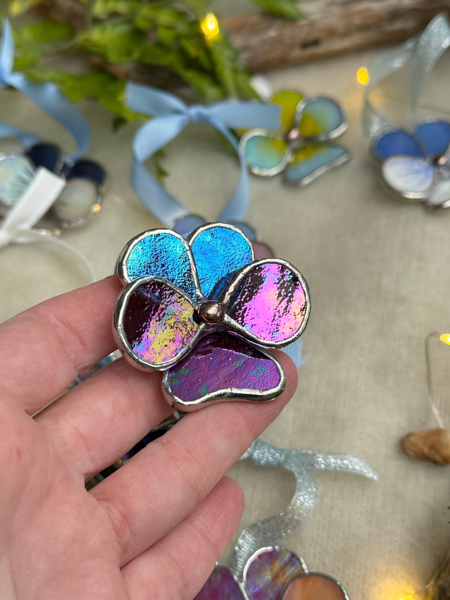 " . Pansy flower Plum irid transparent , Stained glass Decorative ORNAMENT, Christmas decoration, Suncatcher new