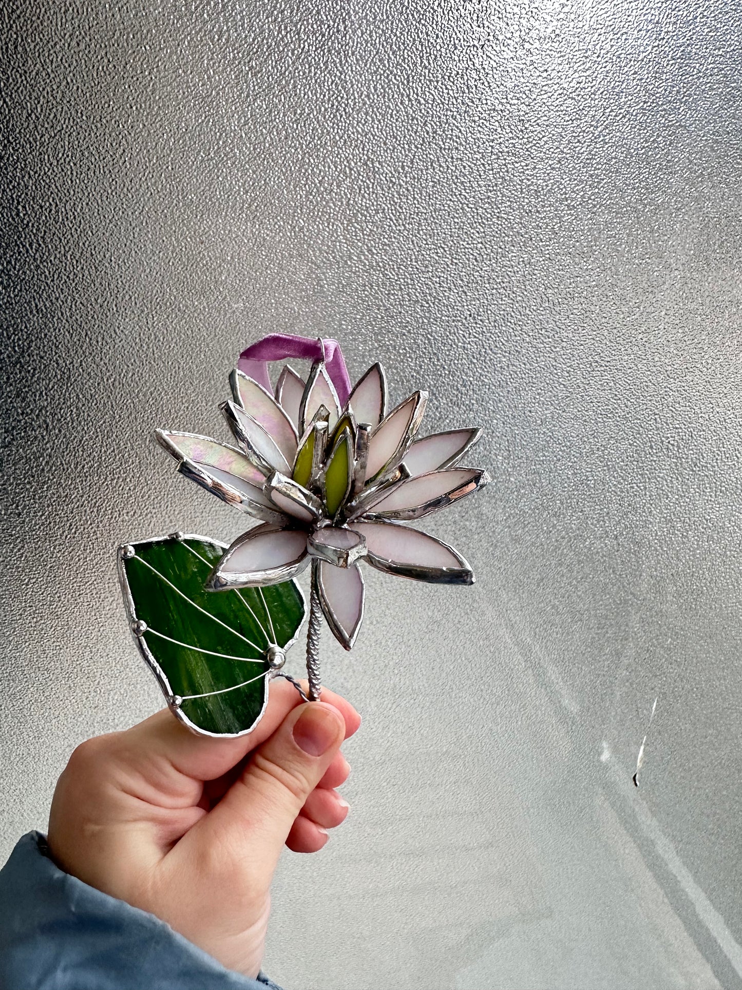 ".Water Lily White Pearl with leaf" Stained glass ornament Wall window decor, holiday decorations, succulents