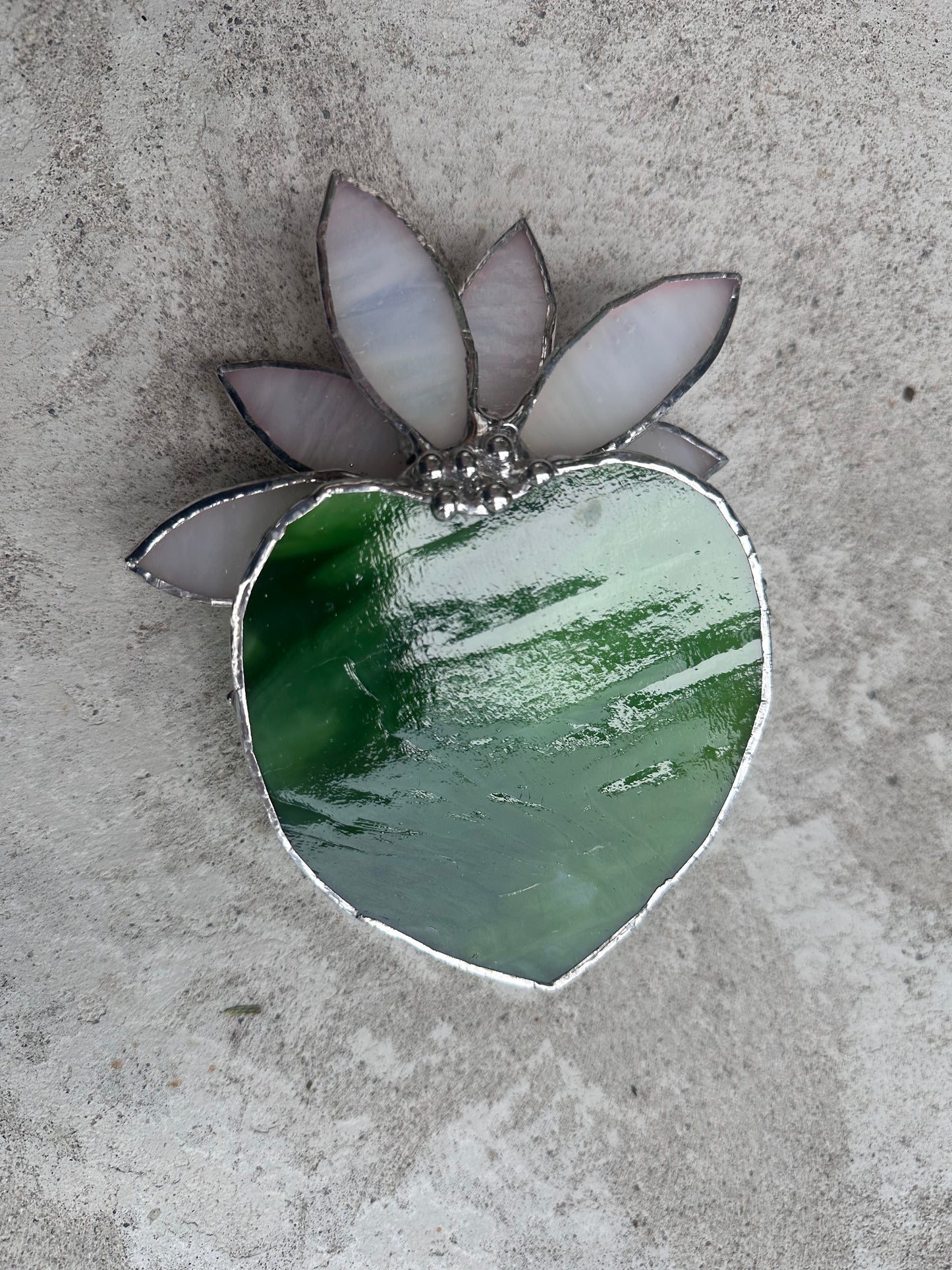 ".Water Lily White Pearl with leaf" Stained glass table decor, holiday decorations, succulents