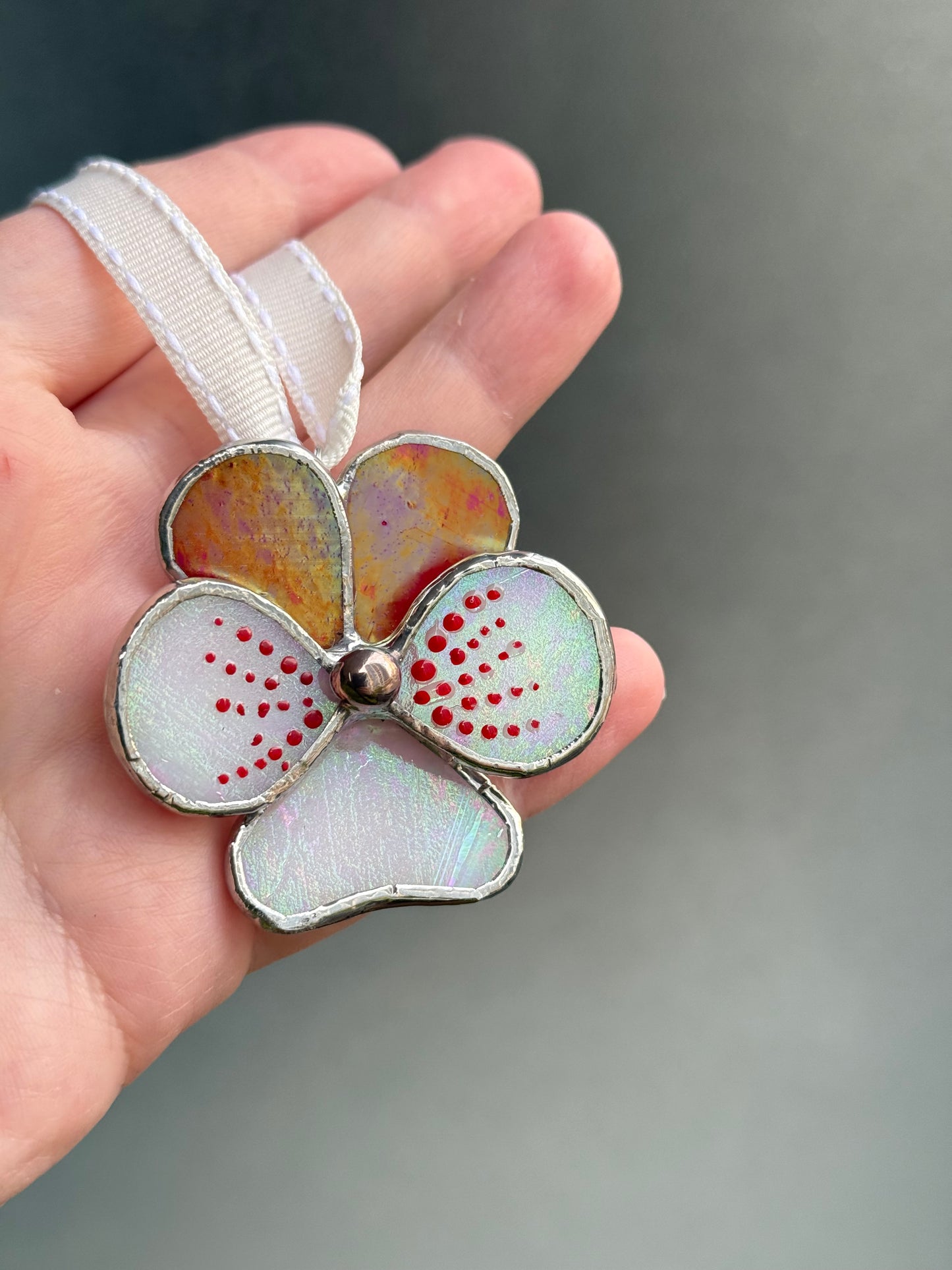 " . Pansy flower Red irid & white irid , Stained glass Decorative ORNAMENT, Christmas decoration, Suncatcher new
