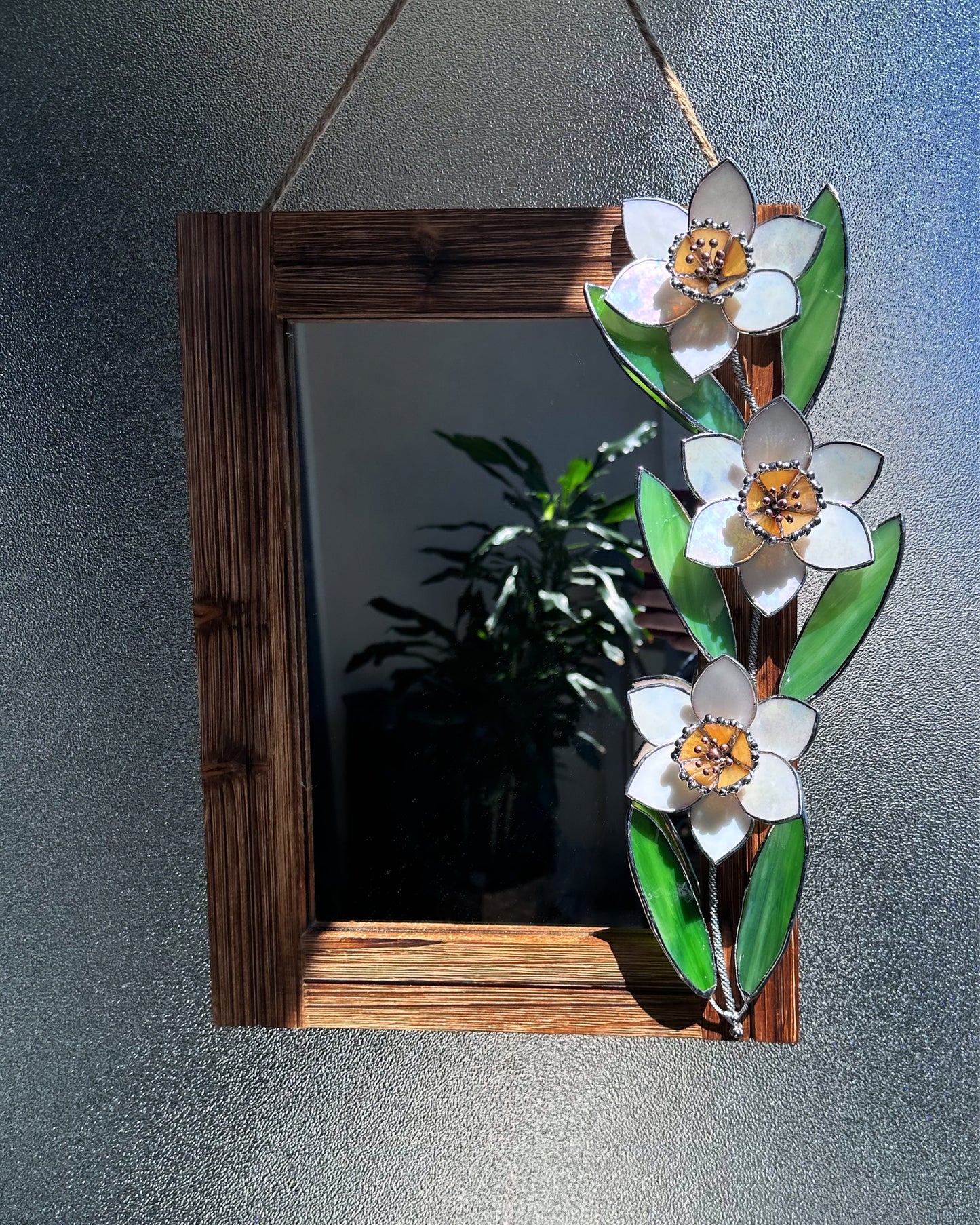 " . Flower Mirror Daffodil Pearl White”, Stained glass Wedding Wall Decor, Christmas gift Everlasting plant, Suncatcher, available