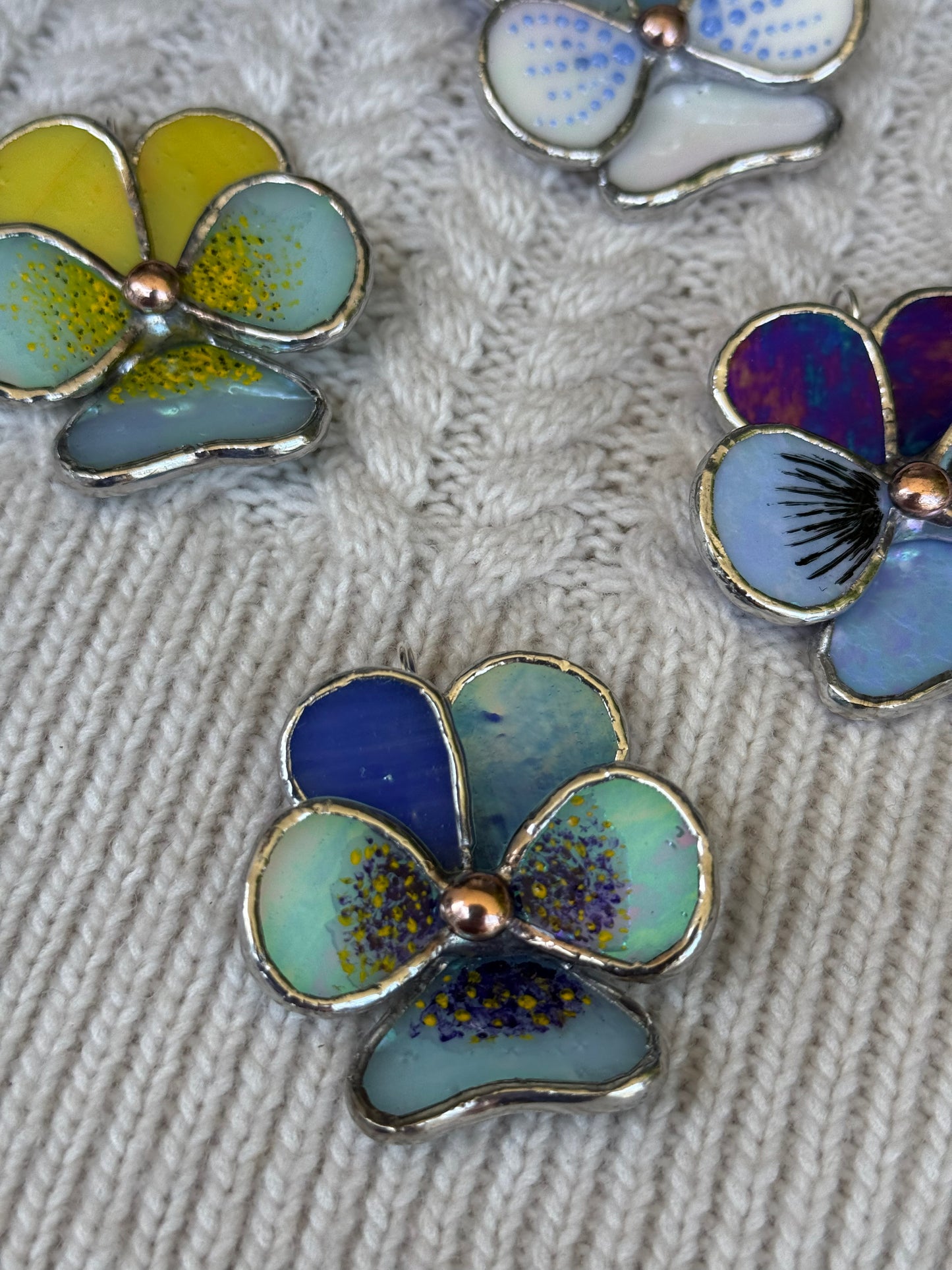 " .  CHOOSE COLOR Decorative ORNAMENTS Stained glass Pansy flower, Christmas decoration, Suncatcher, wall window hanging”