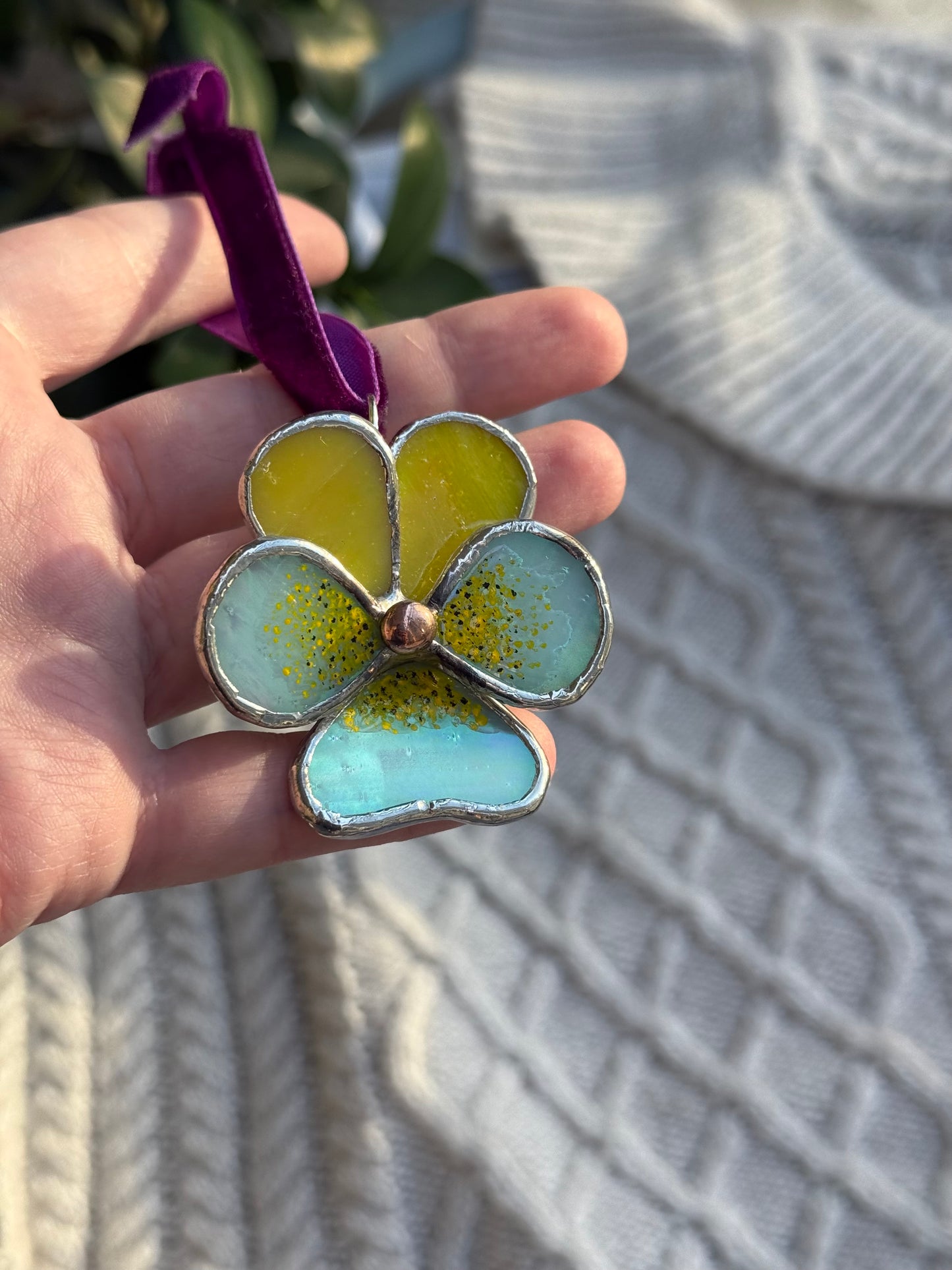 " . Pansy flower Yellow & L.blue irid with pattern, Stained glass Decorative ORNAMENT, Christmas decoration, Suncatcher