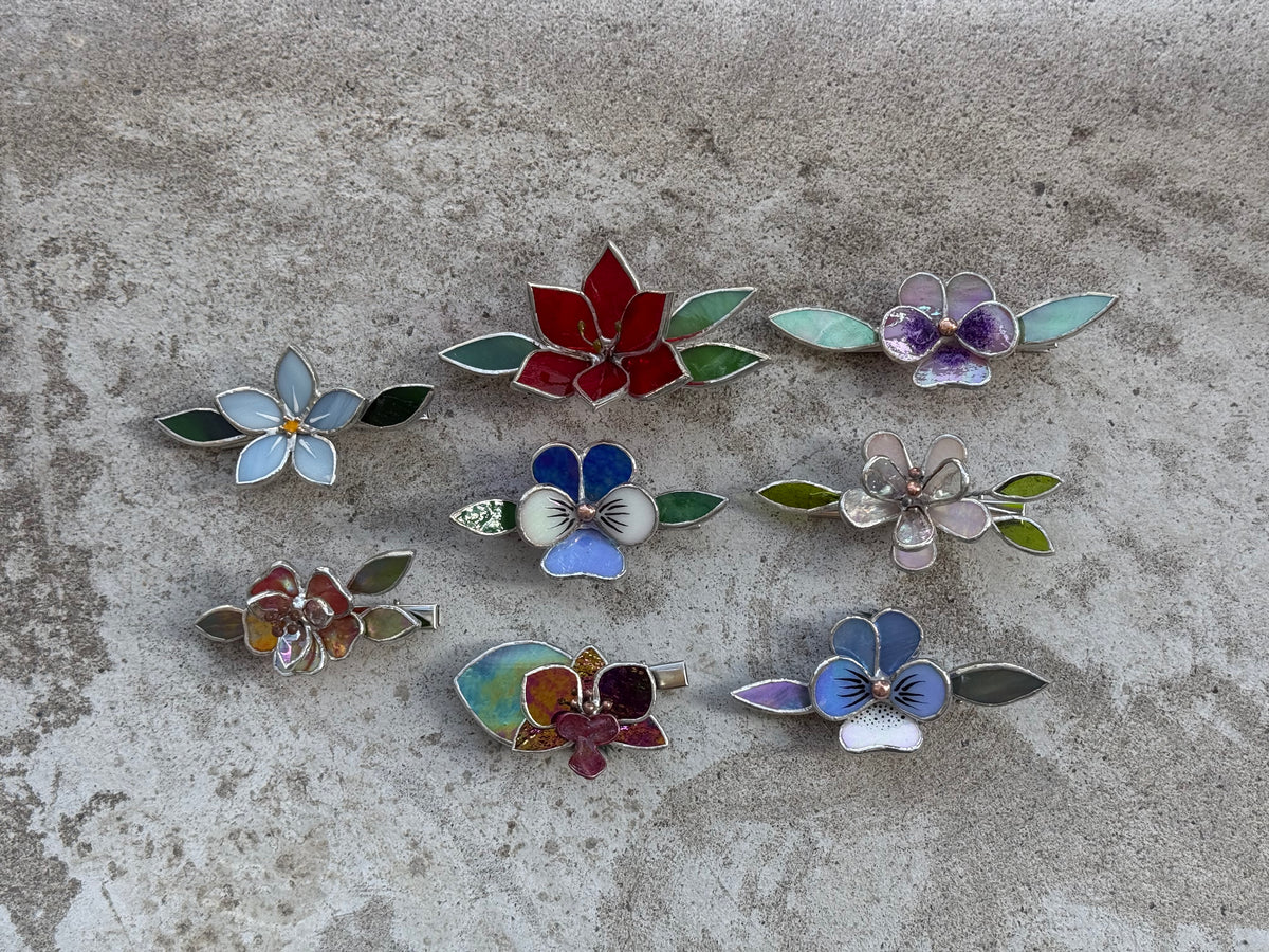 .CHOOSE FLOWER TYPE, Hair CLIP, Stained Glass Botanical Modern Floral Jewelry