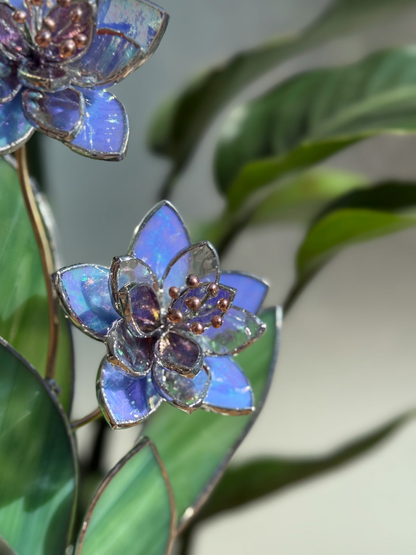 .Blue Iridescent Wildflower Stained glass Handcrafted Floral Home Decor new