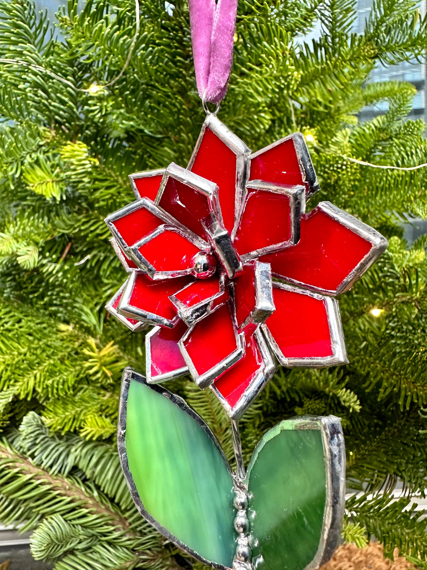 Christmas tree ornament Flower Ruby red Set of 1, 3, 5, 7, 10. Stained glass Wall window decor, holiday decorations, lights