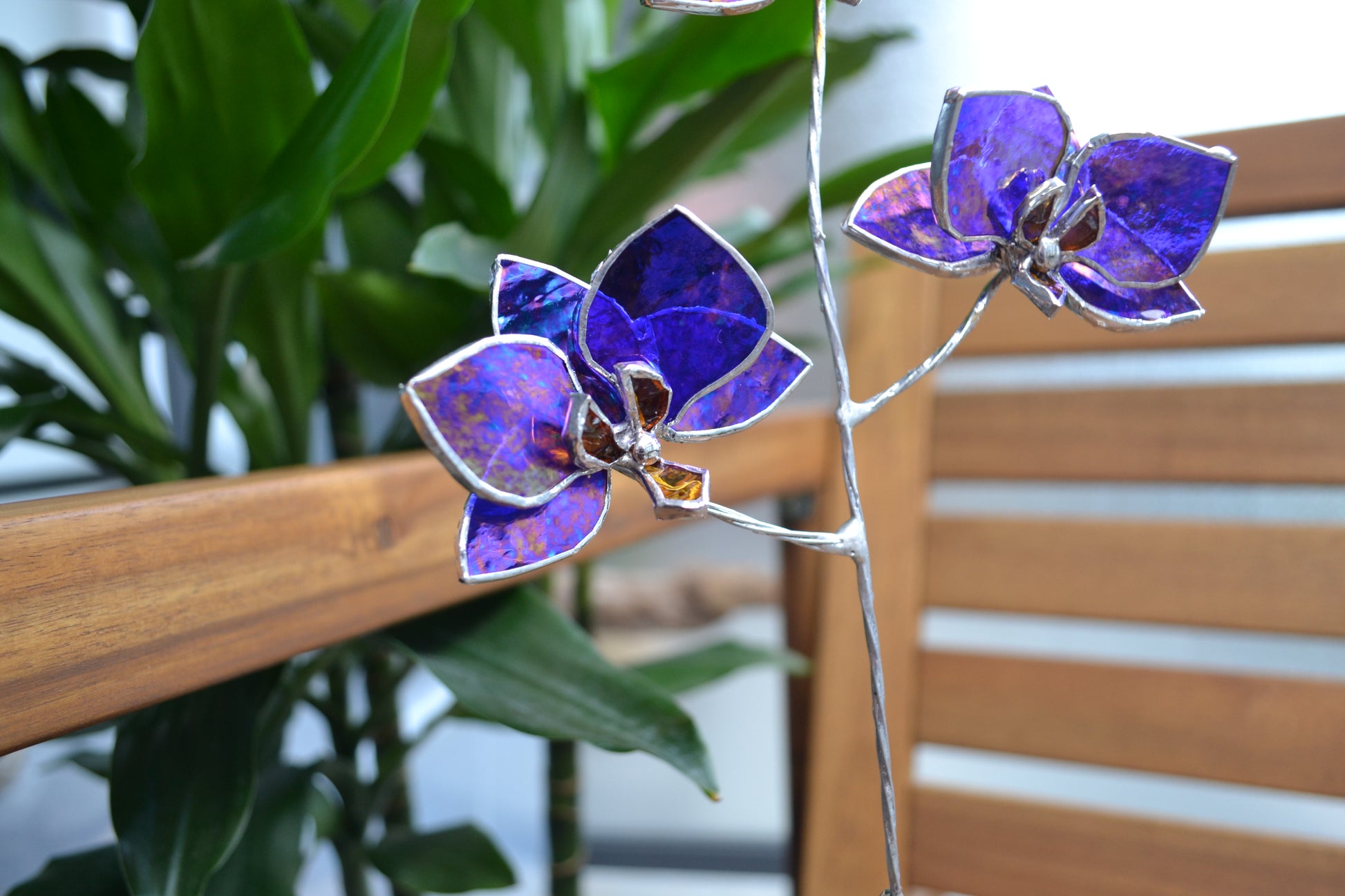 Ametyst Orchid Stained glass tropical flower 3D, Sun catcher, Table –  Aura-Terrariums