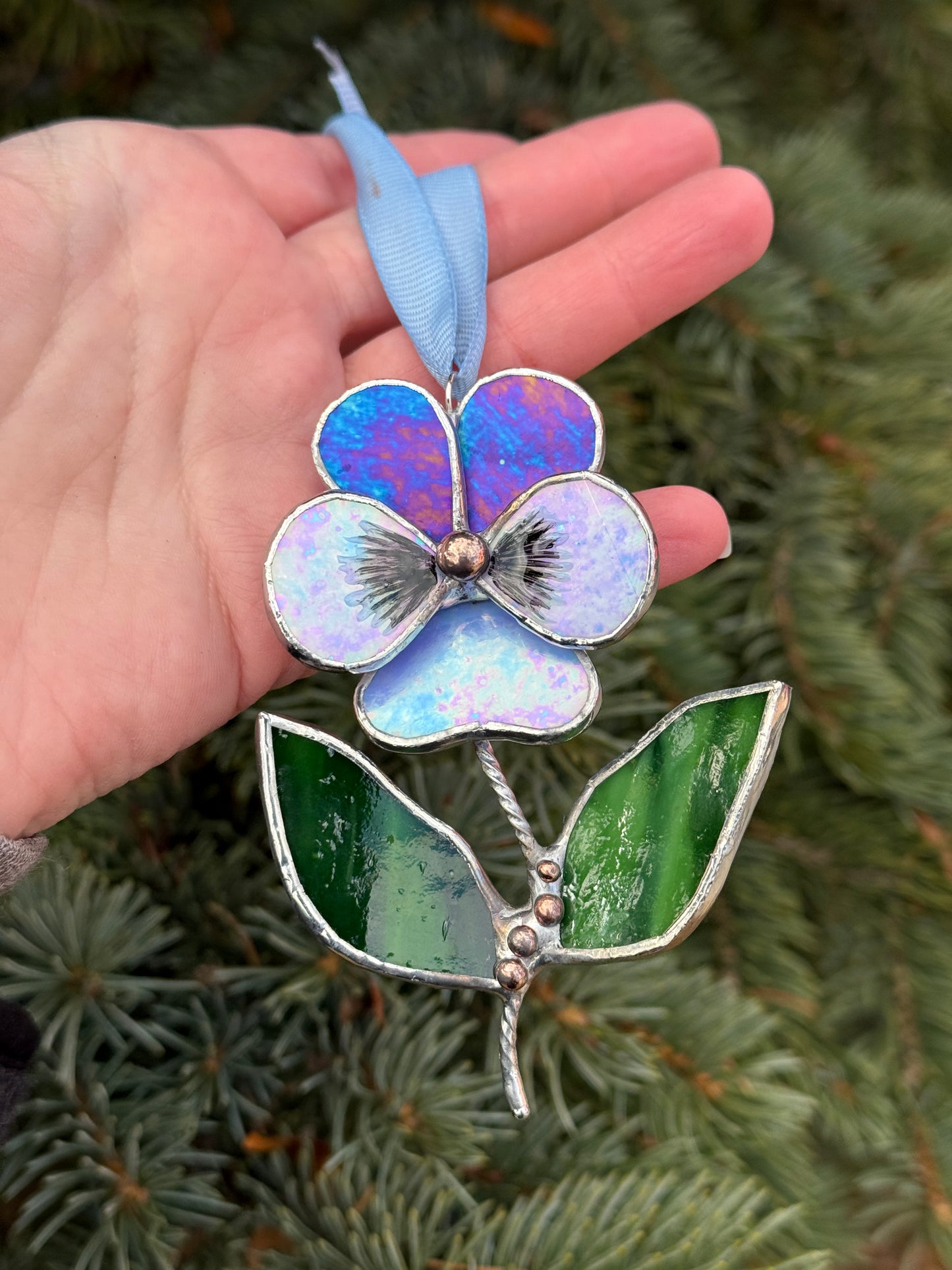 " . Pansy flower with leaves Indigo & light blue irid , Stained glass Decorative ORNAMENT, Christmas decoration, Suncatcher